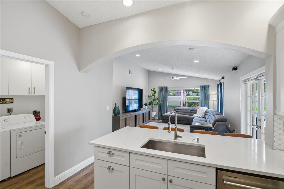 13149 NW 11th, Sunrise FL 33323