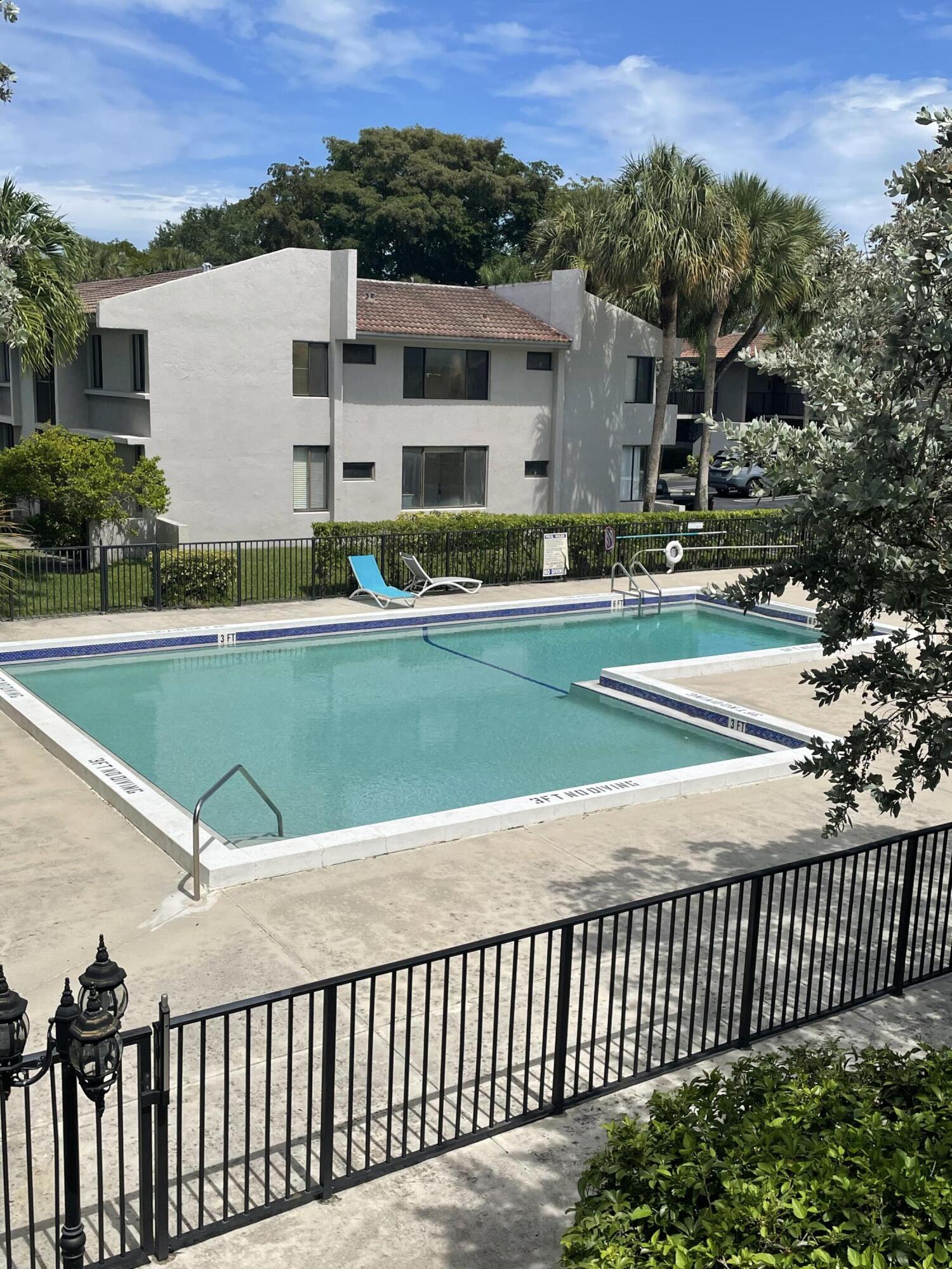 9537 SW 1st, Coral Springs FL 33071
