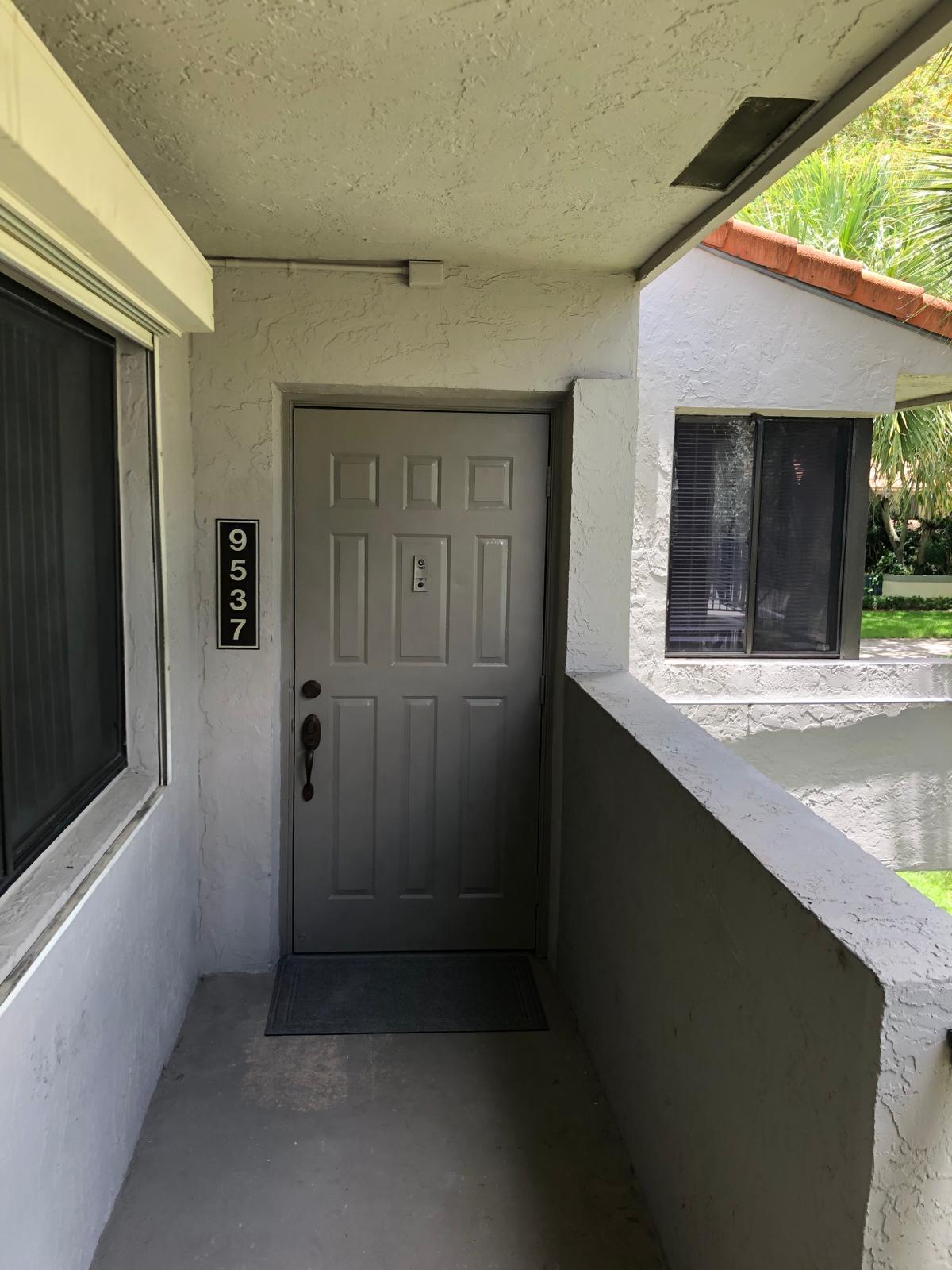 9537 SW 1st, Coral Springs FL 33071