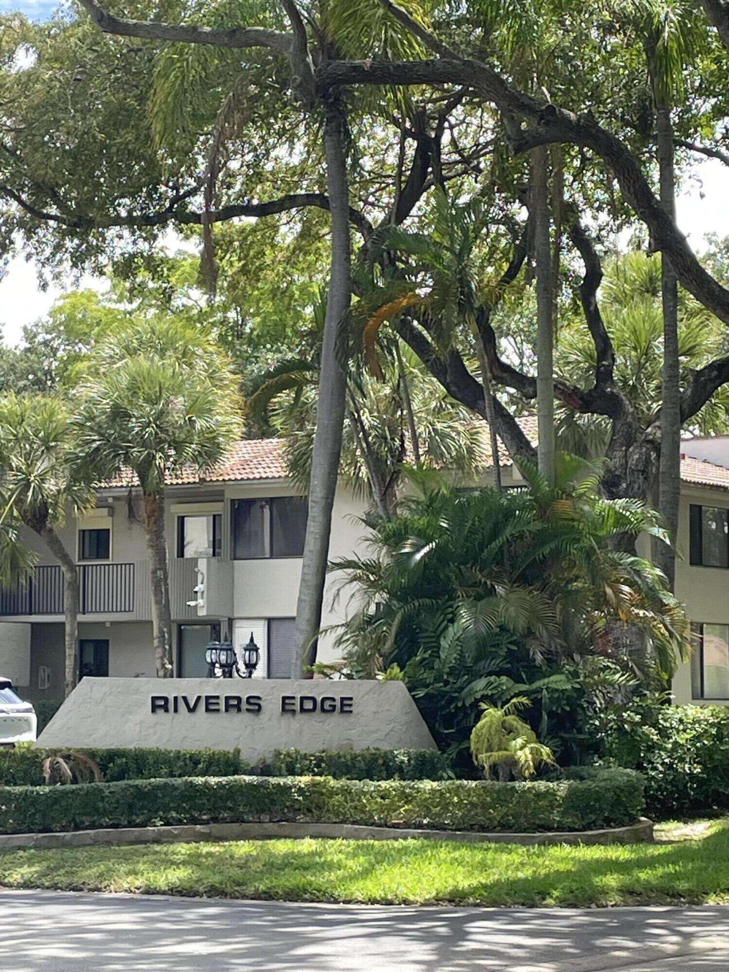 9537 SW 1st, Coral Springs FL 33071