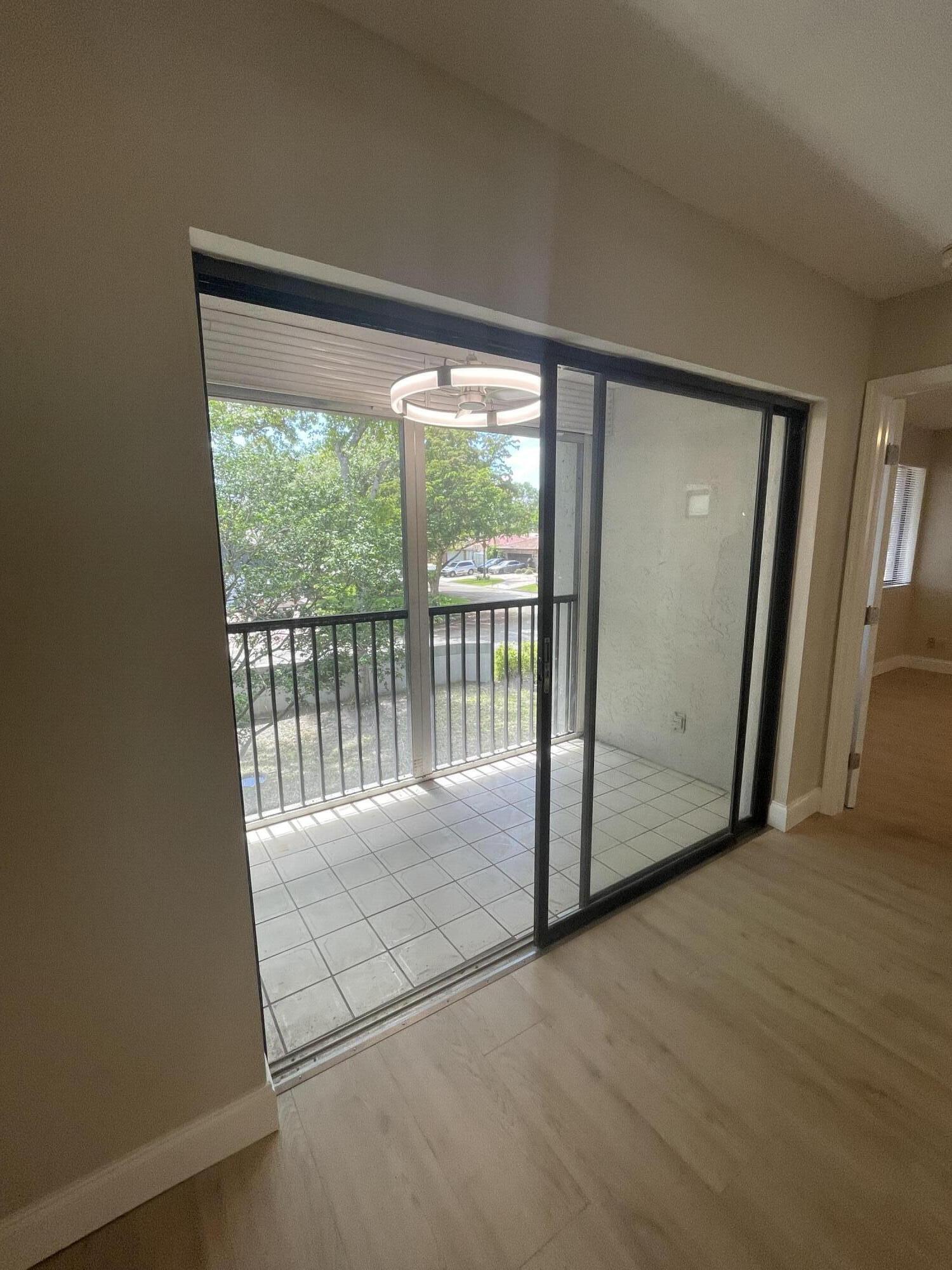 9537 SW 1st, Coral Springs FL 33071