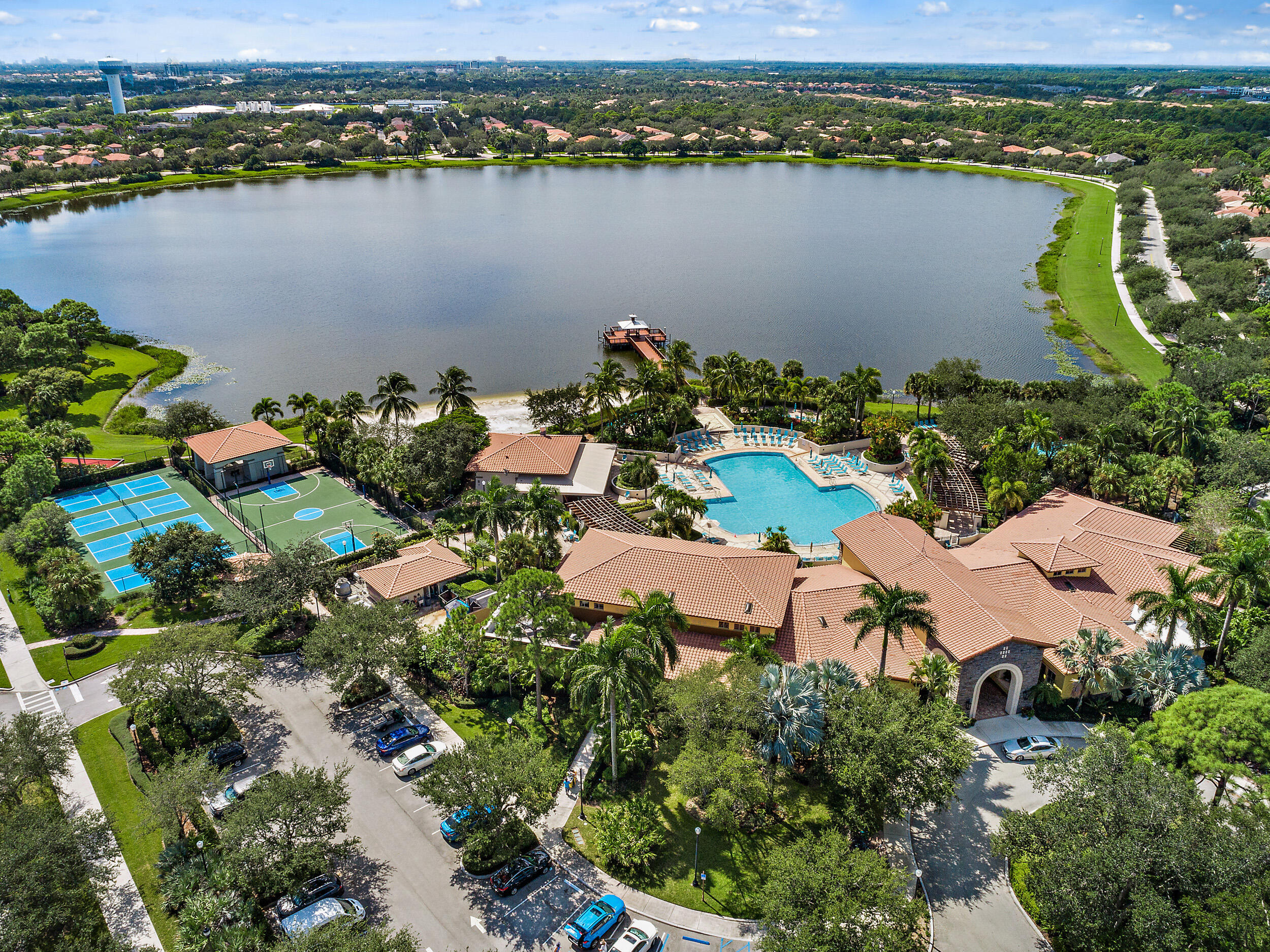 1043 Vintner, Palm Beach Gardens FL 33410