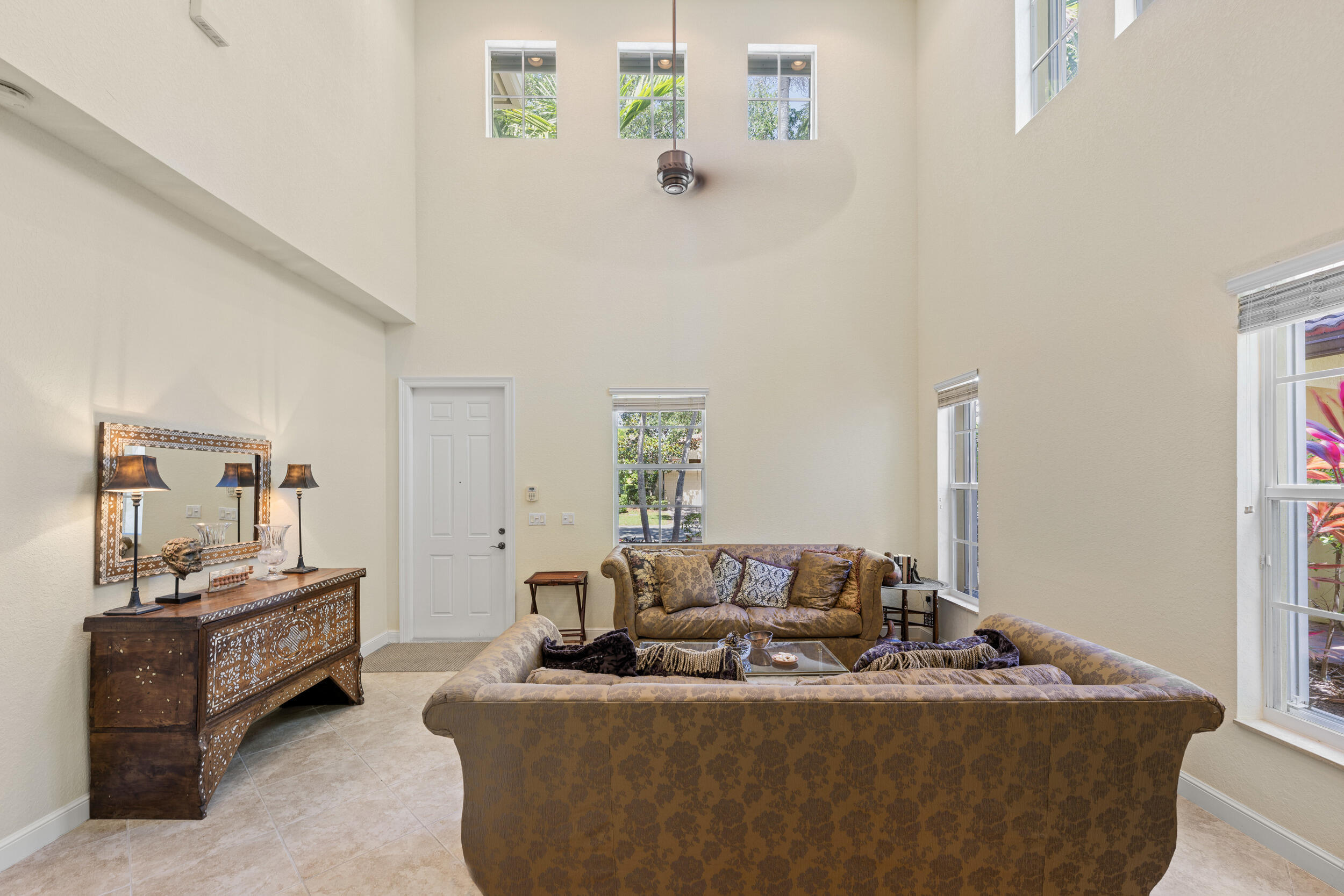 1043 Vintner, Palm Beach Gardens FL 33410
