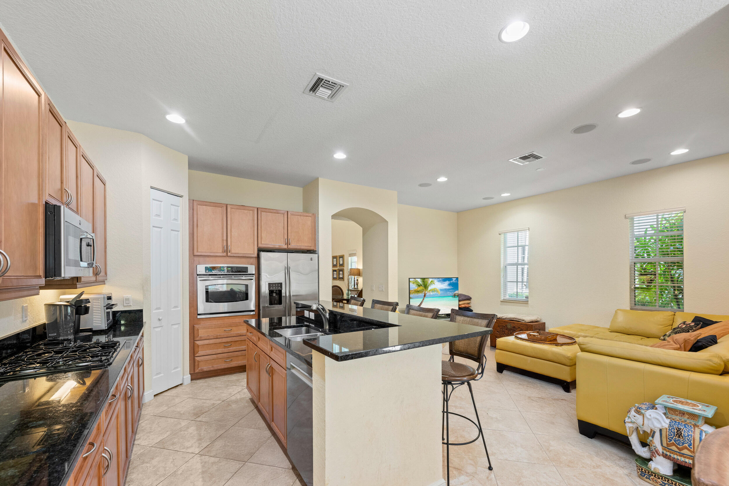 1043 Vintner, Palm Beach Gardens FL 33410