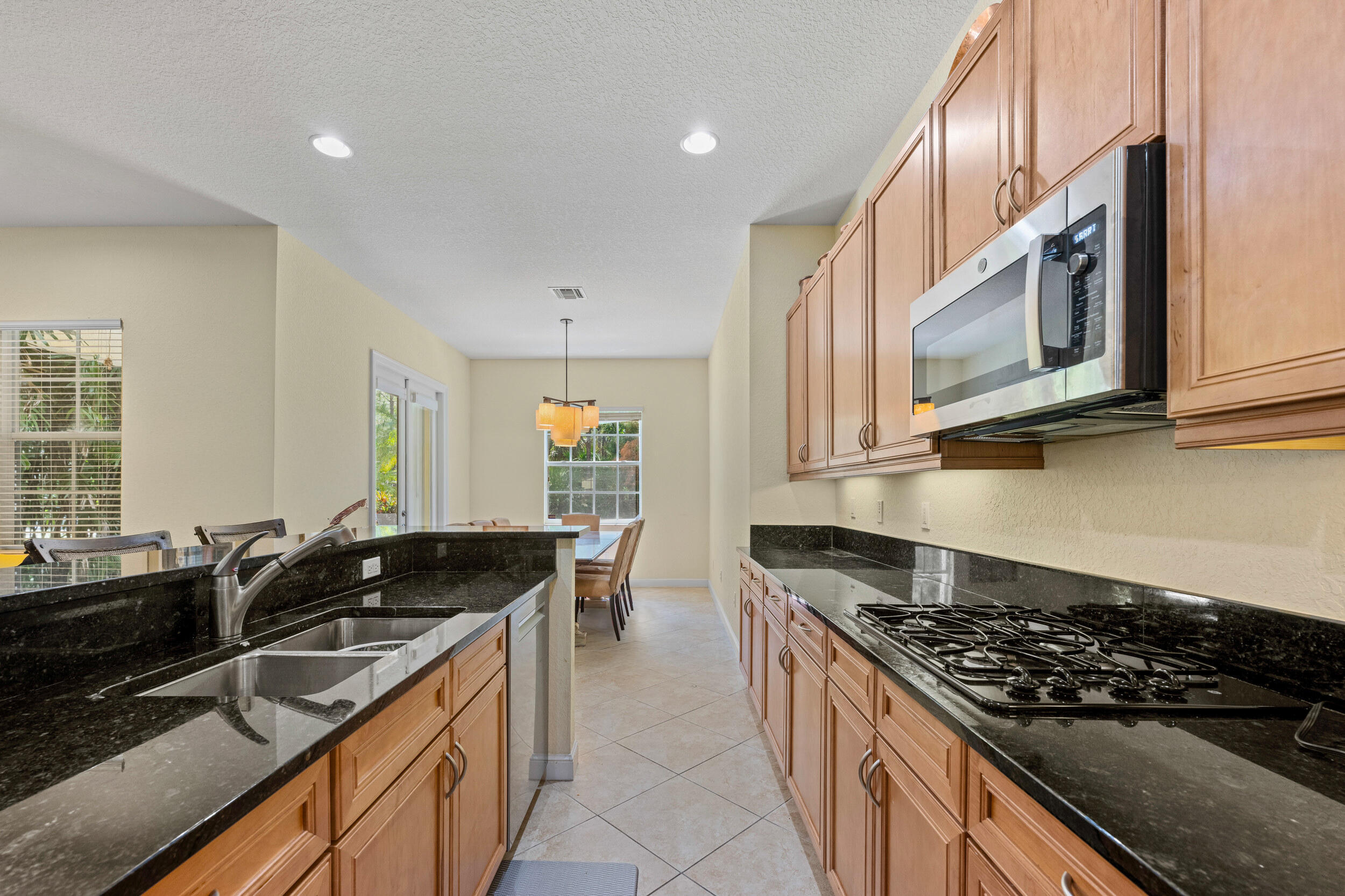 1043 Vintner, Palm Beach Gardens FL 33410