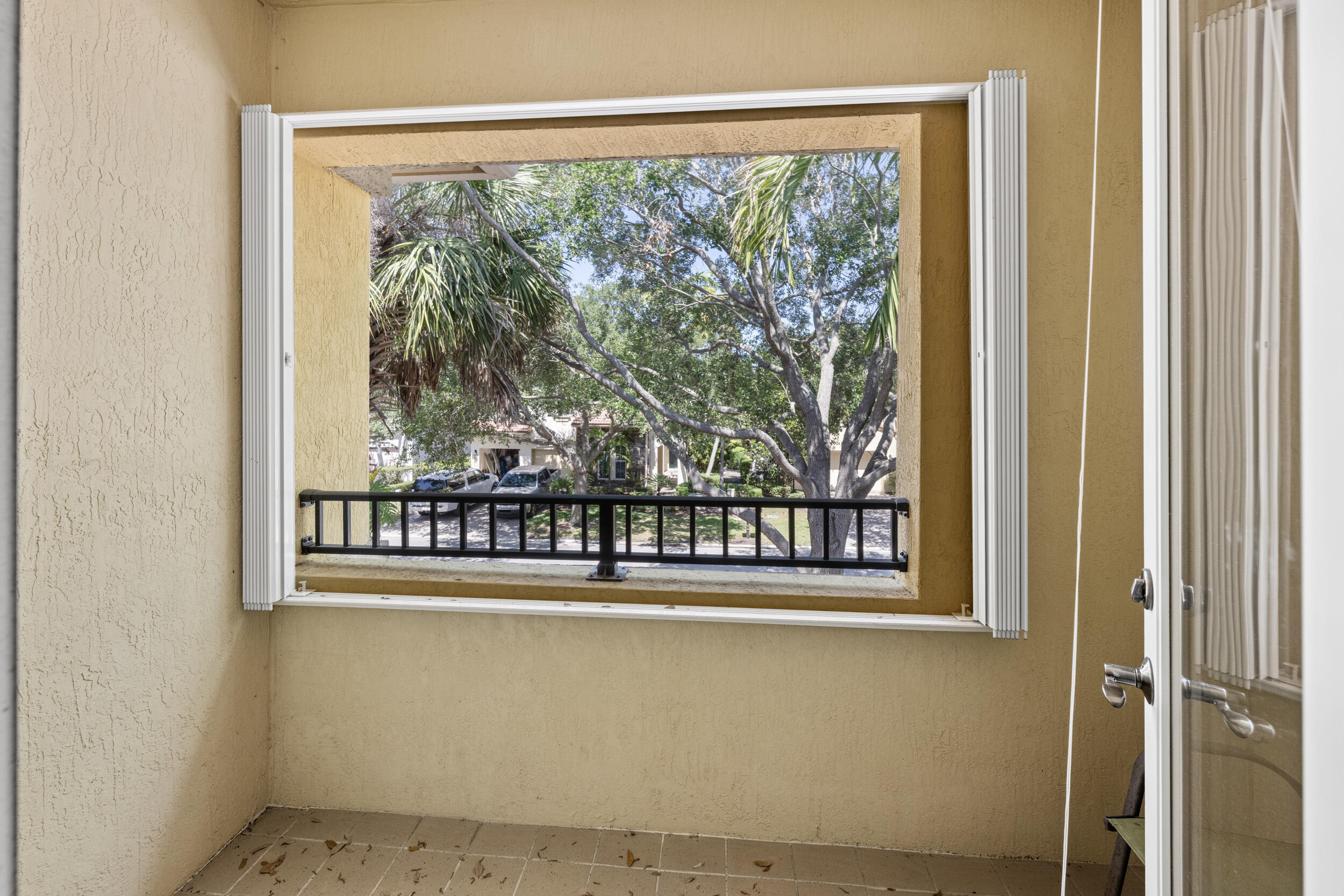1043 Vintner, Palm Beach Gardens FL 33410