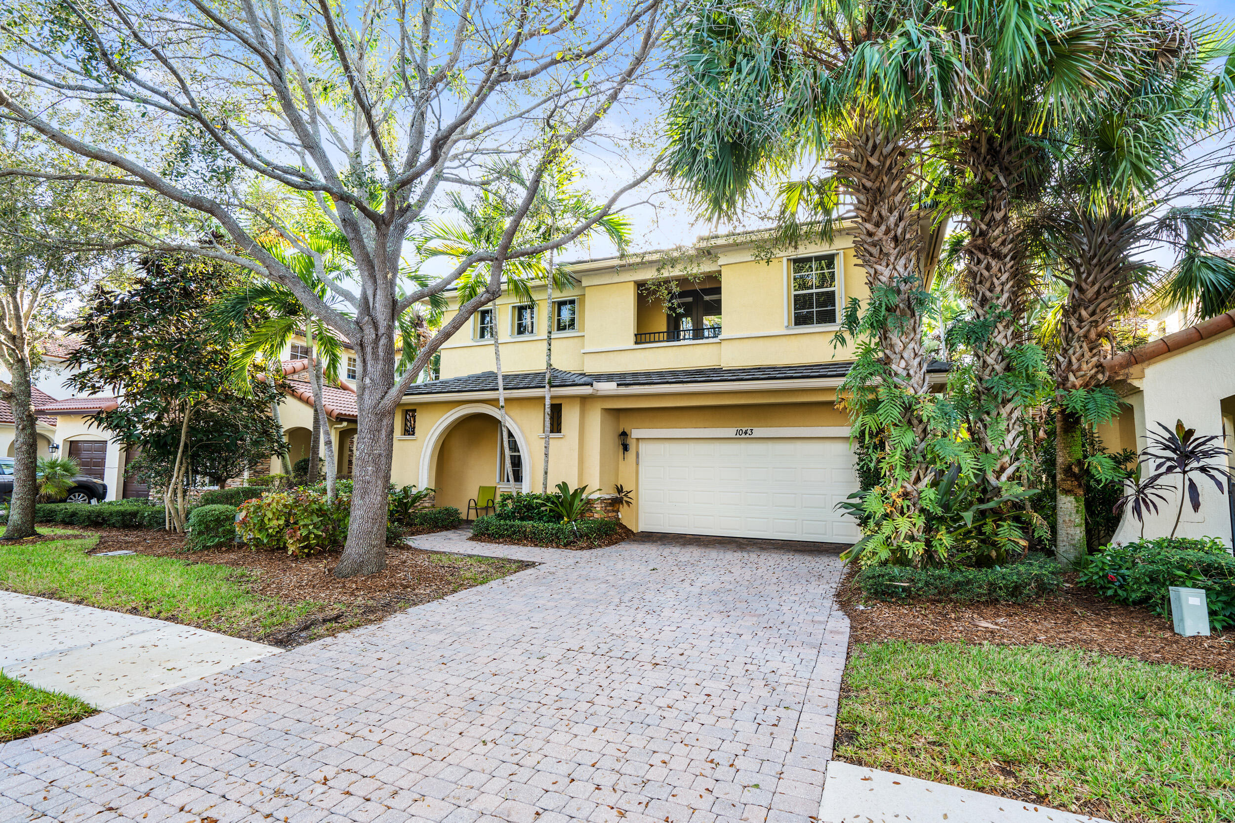 1043 Vintner, Palm Beach Gardens FL 33410