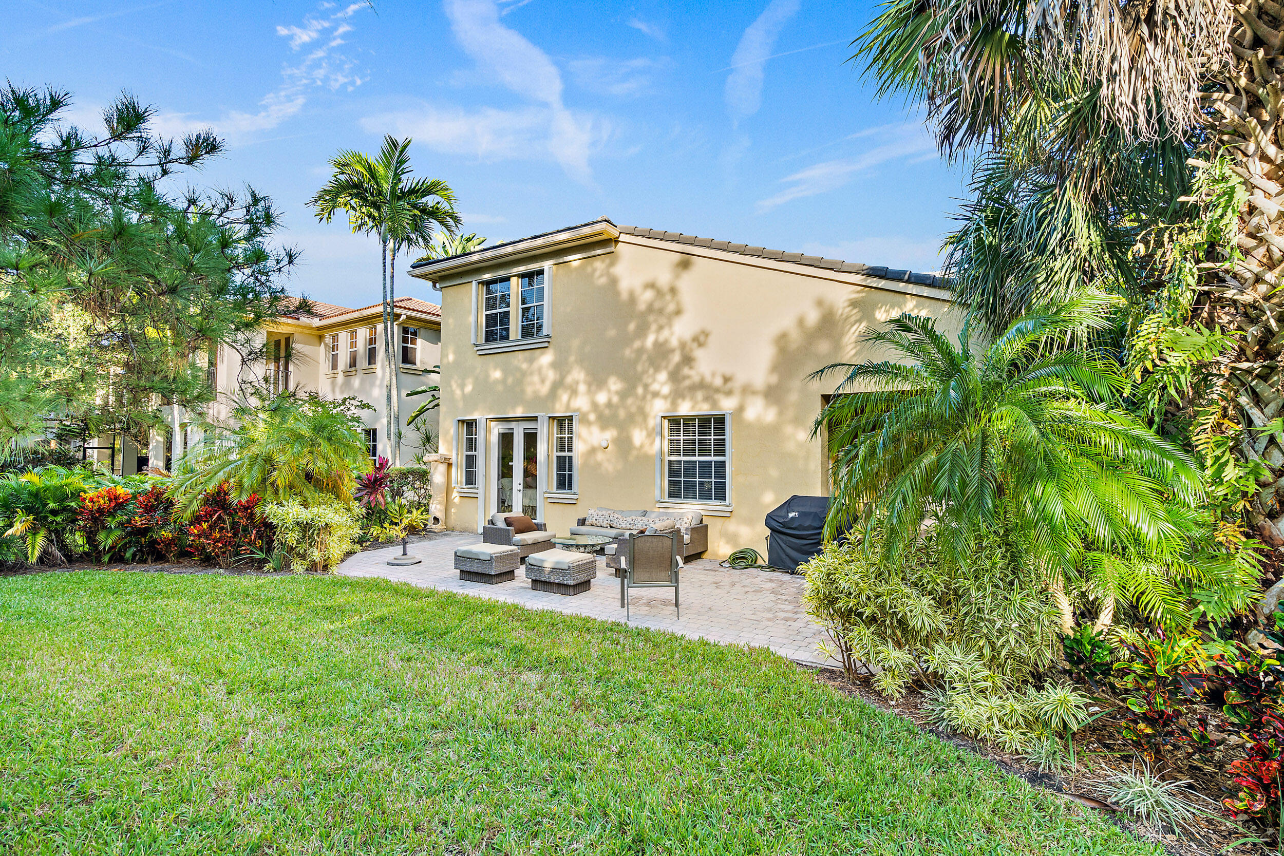 1043 Vintner, Palm Beach Gardens FL 33410