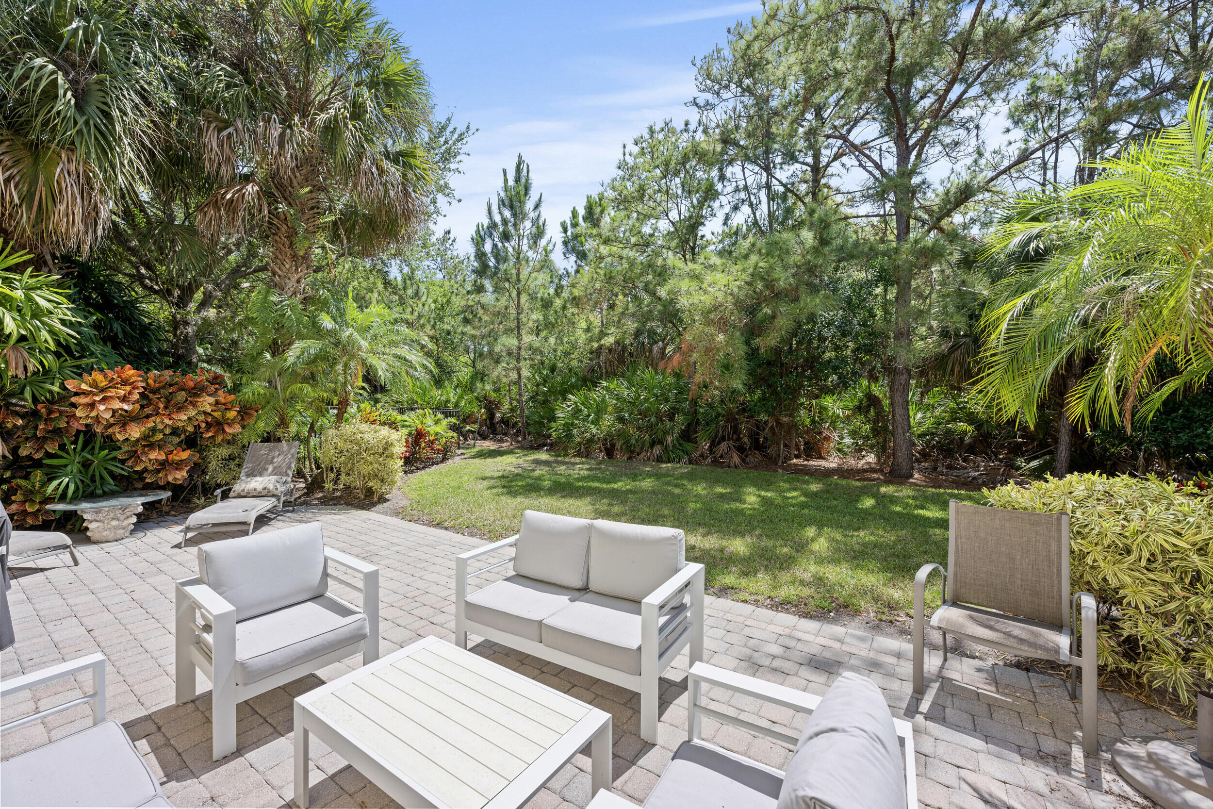 1043 Vintner, Palm Beach Gardens FL 33410