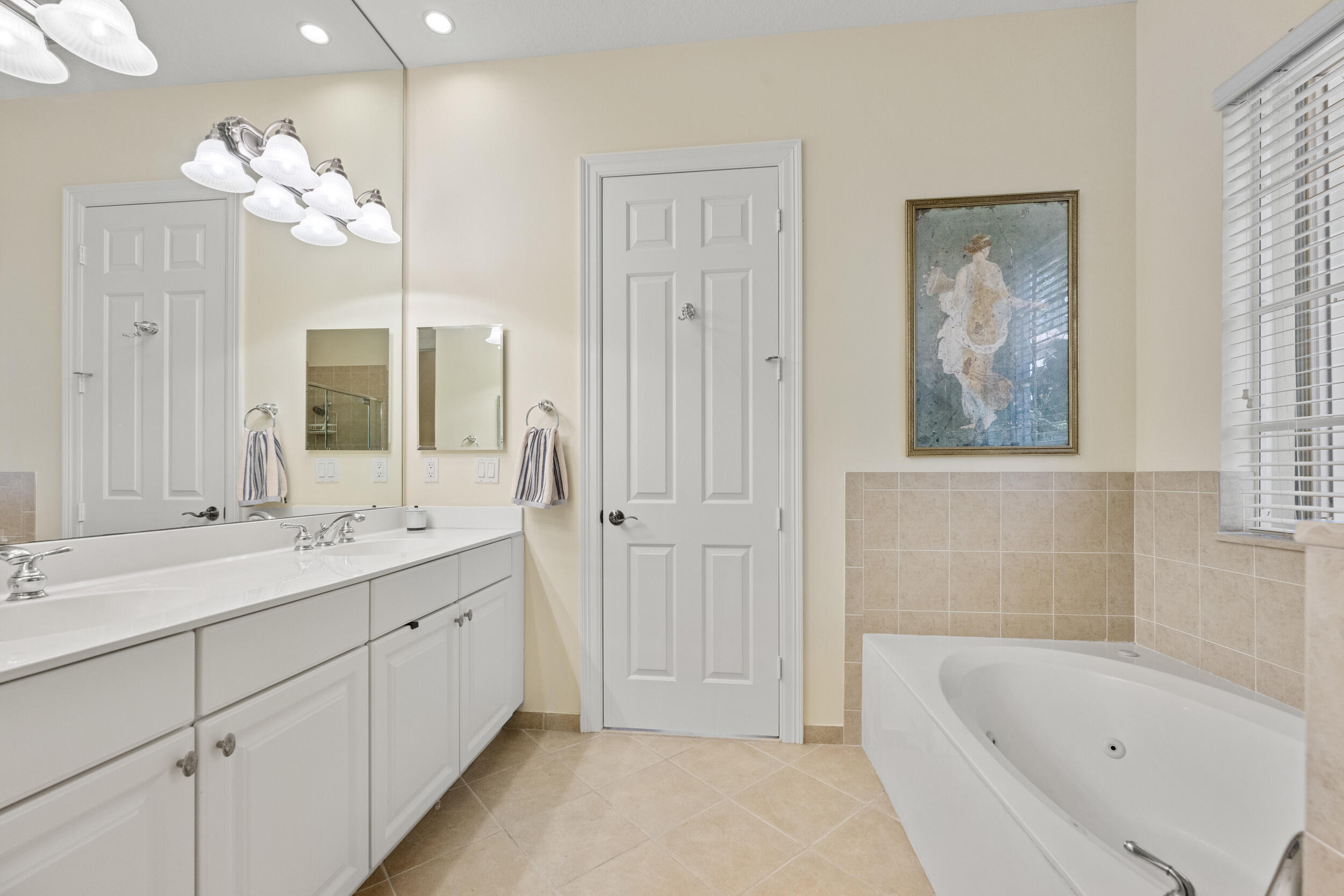 1043 Vintner, Palm Beach Gardens FL 33410