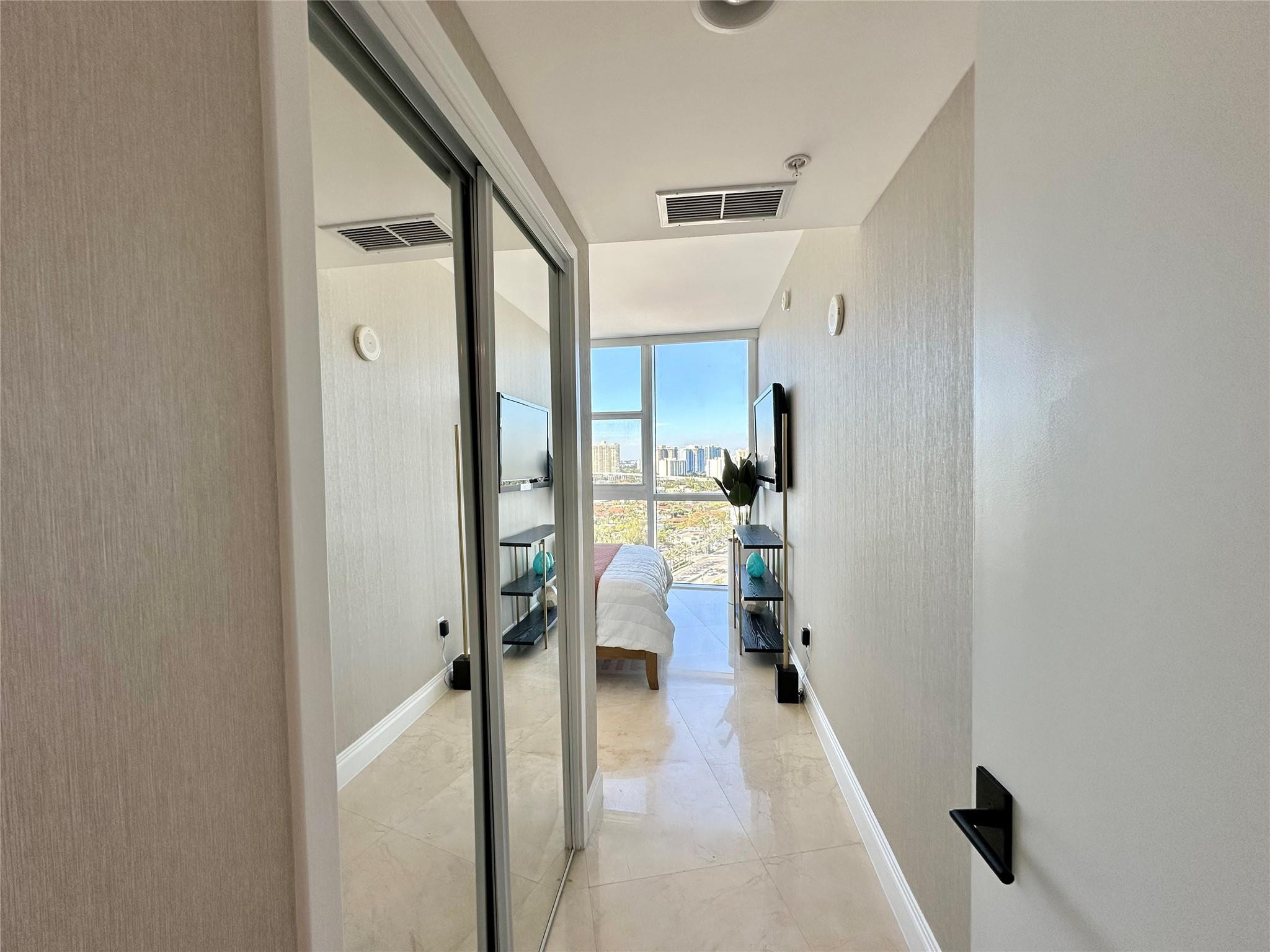 18201 Collins #1901, Sunny Isles Beach FL 33160