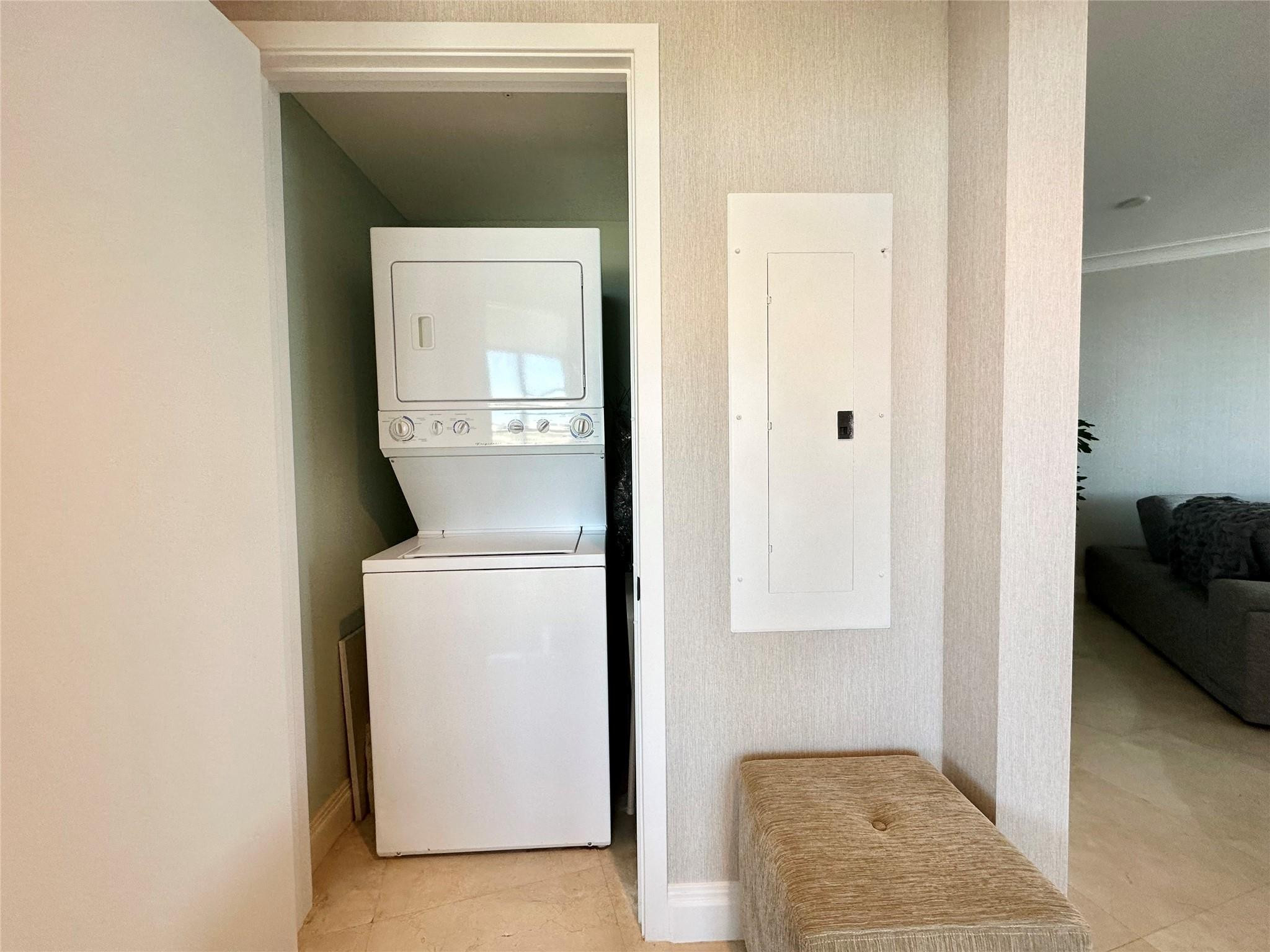 18201 Collins #1901, Sunny Isles Beach FL 33160