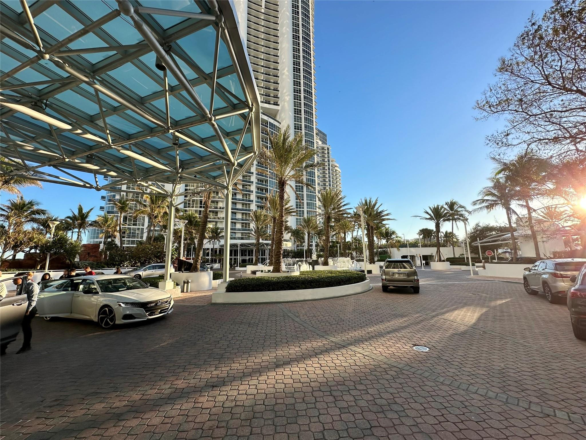 18201 Collins #1901, Sunny Isles Beach FL 33160