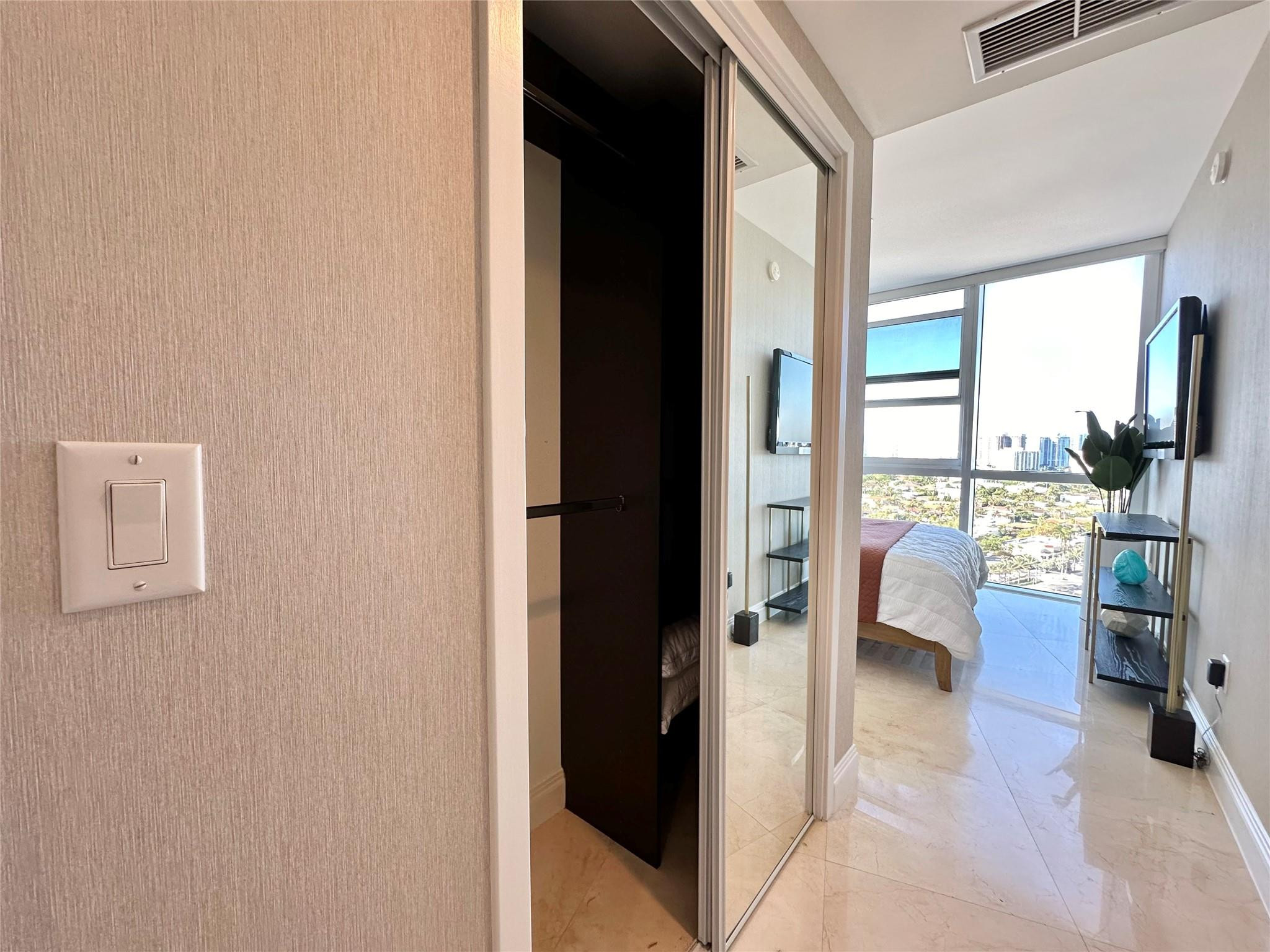 18201 Collins #1901, Sunny Isles Beach FL 33160