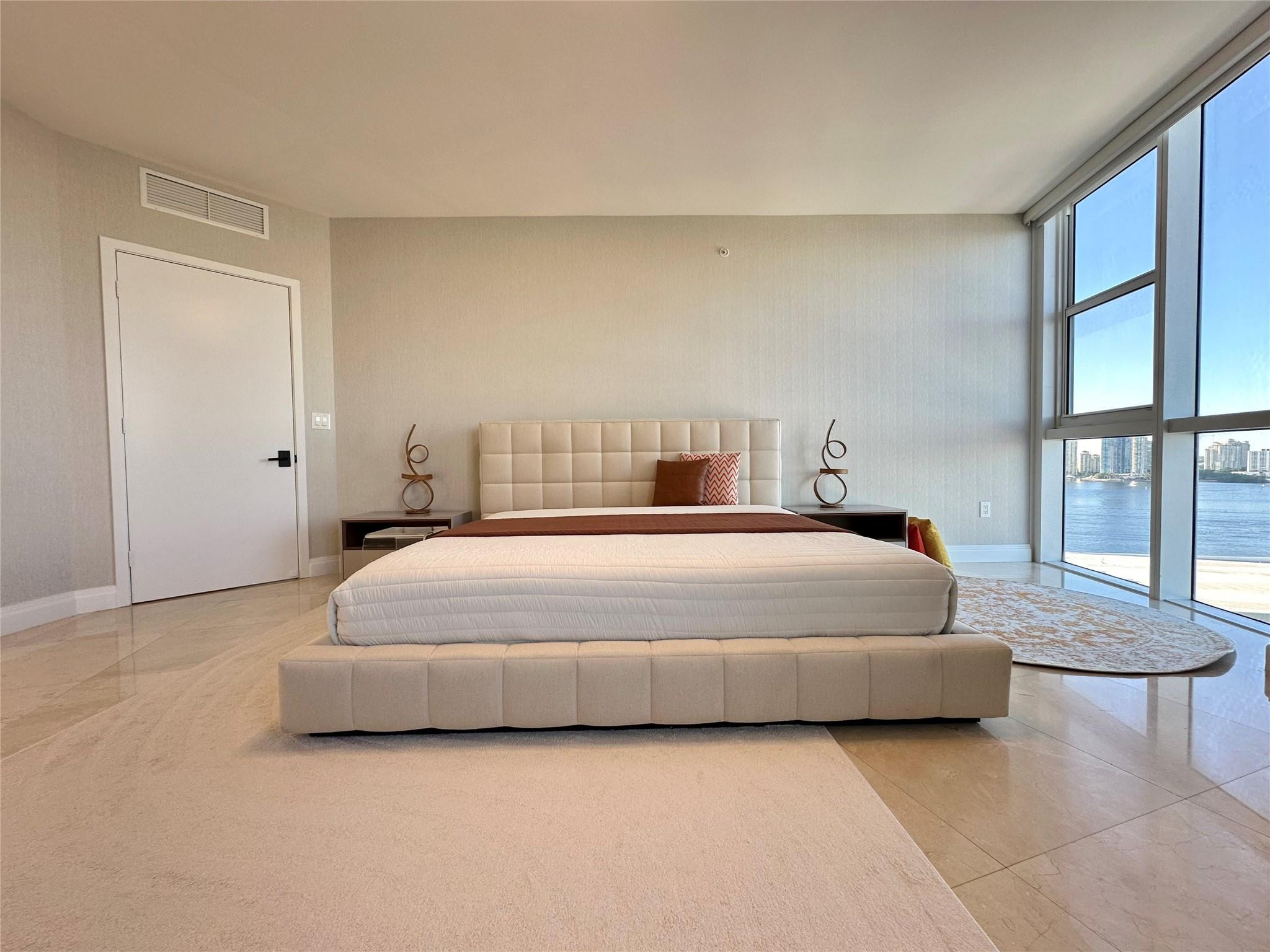 18201 Collins #1901, Sunny Isles Beach FL 33160