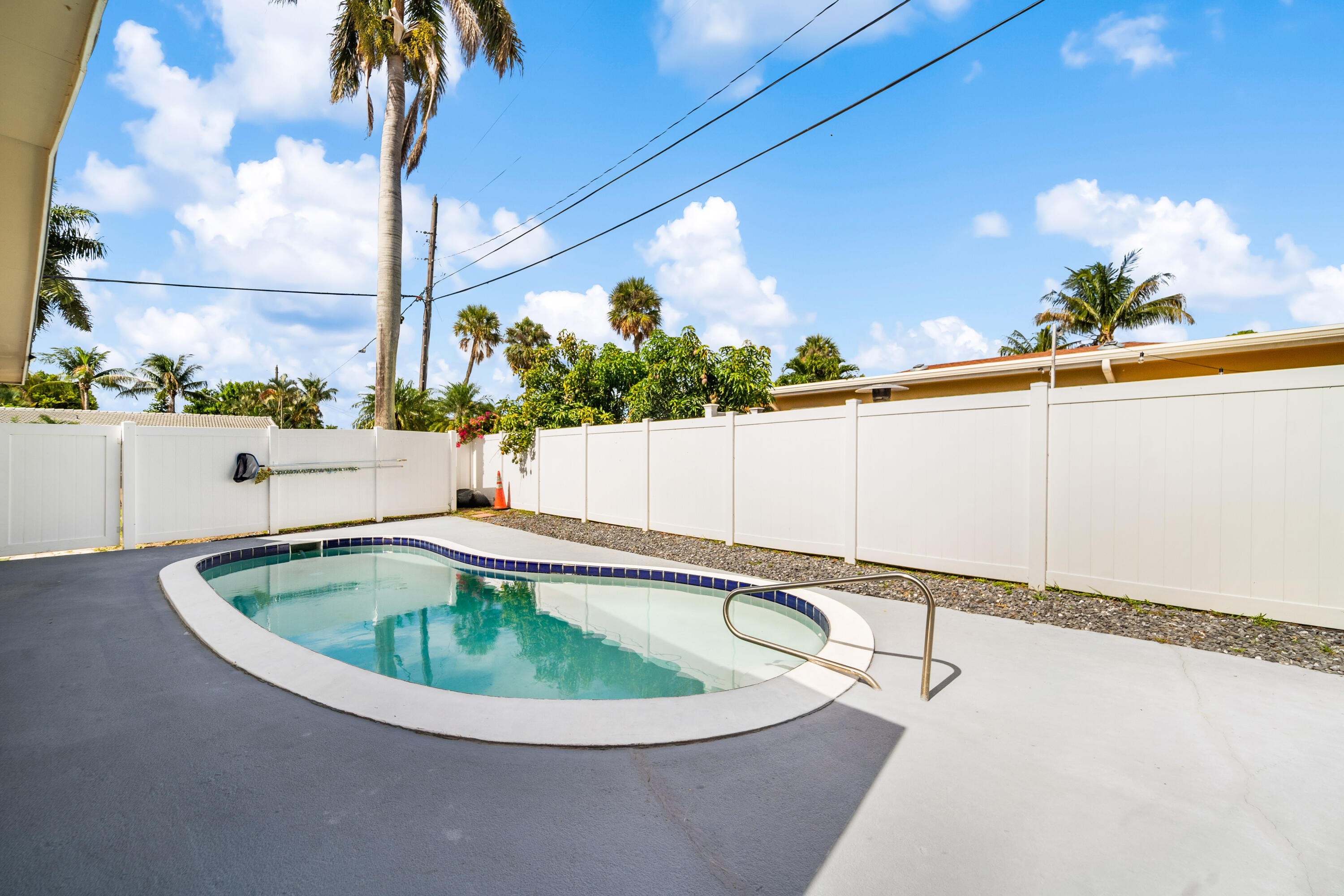 795 SE 17th #795, Deerfield Beach FL 33441
