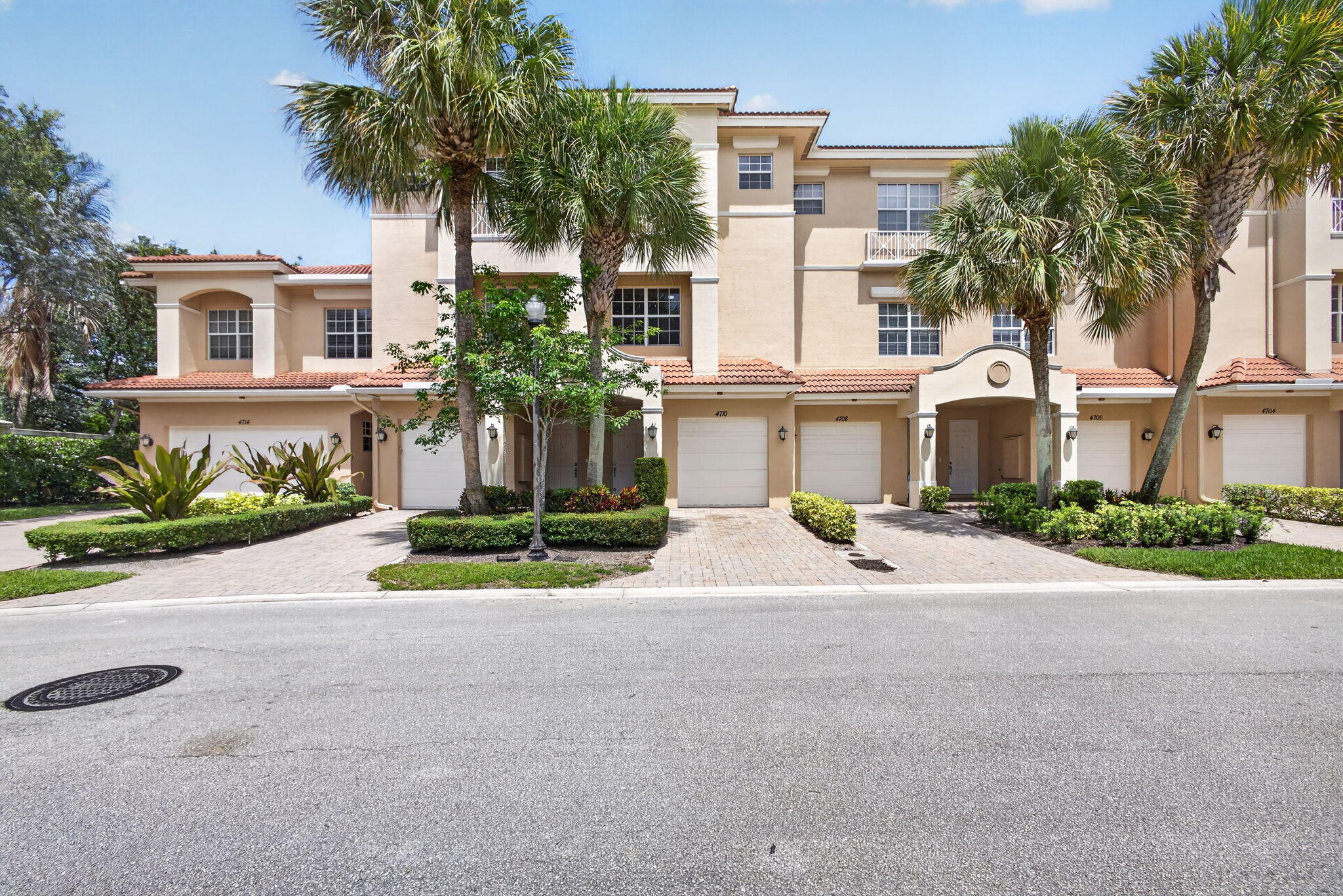 4710 Artesa, Palm Beach Gardens FL 33418
