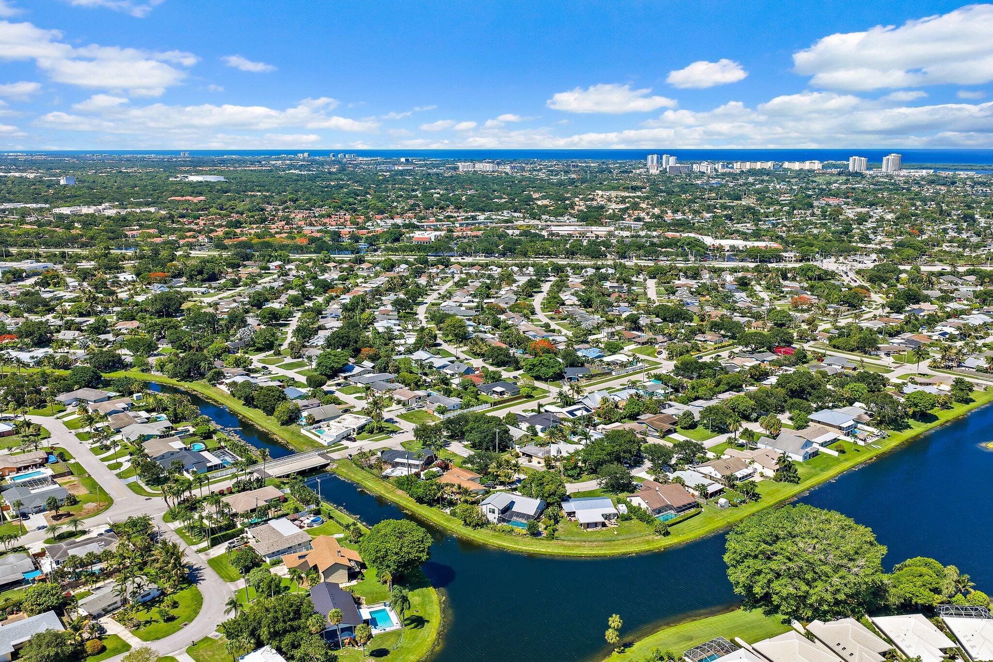 678 Riverside, Palm Beach Gardens FL 33410