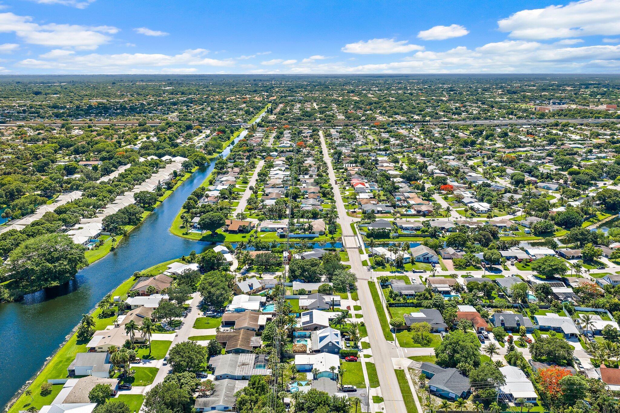 678 Riverside, Palm Beach Gardens FL 33410