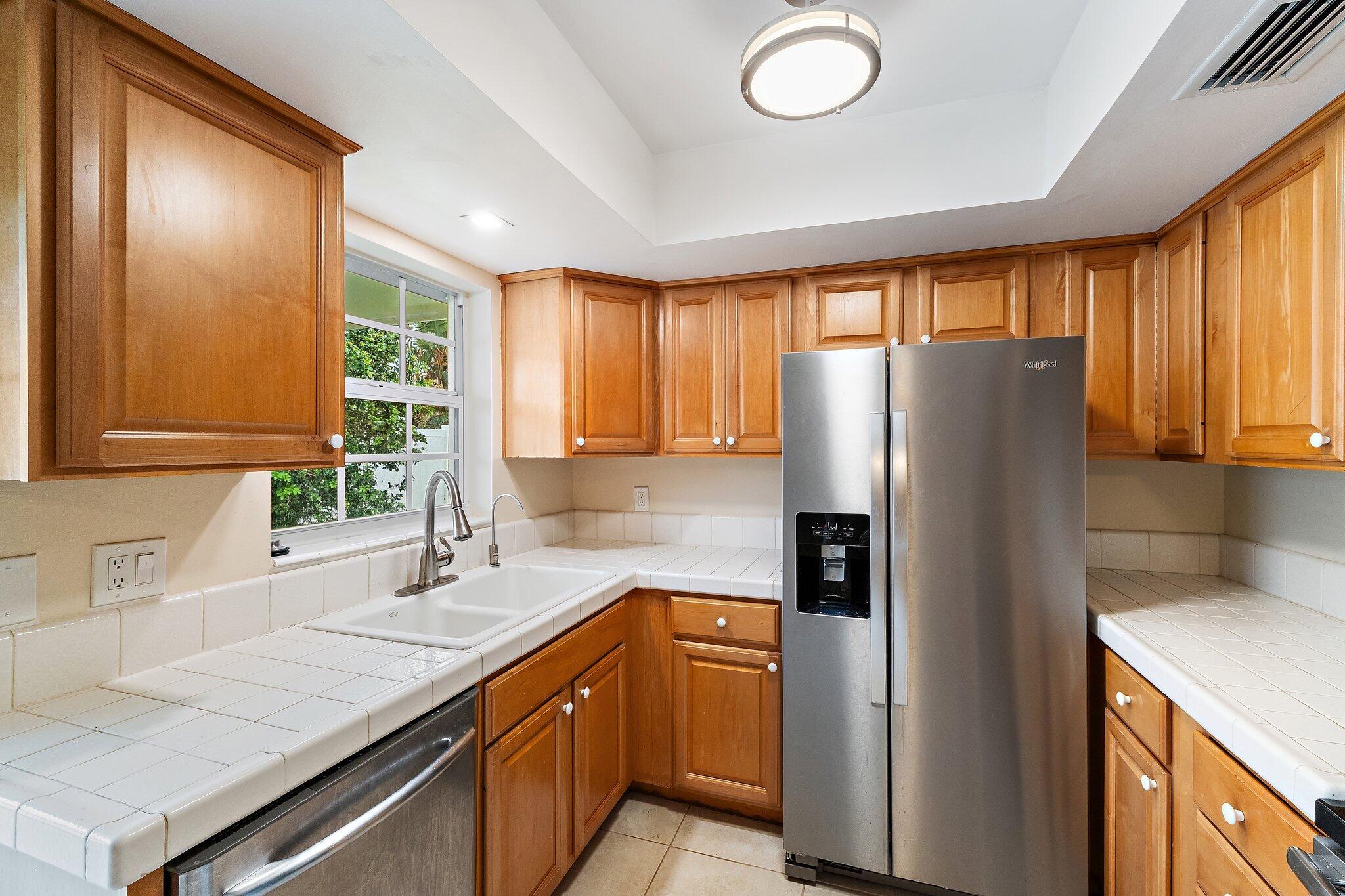 678 Riverside, Palm Beach Gardens FL 33410
