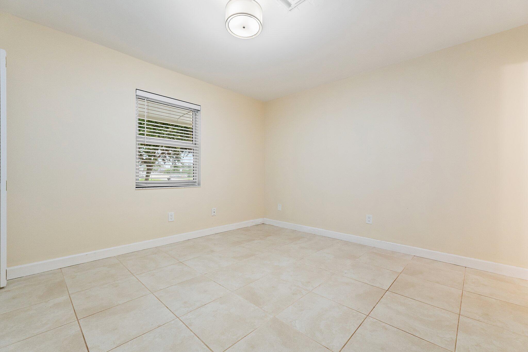 678 Riverside, Palm Beach Gardens FL 33410