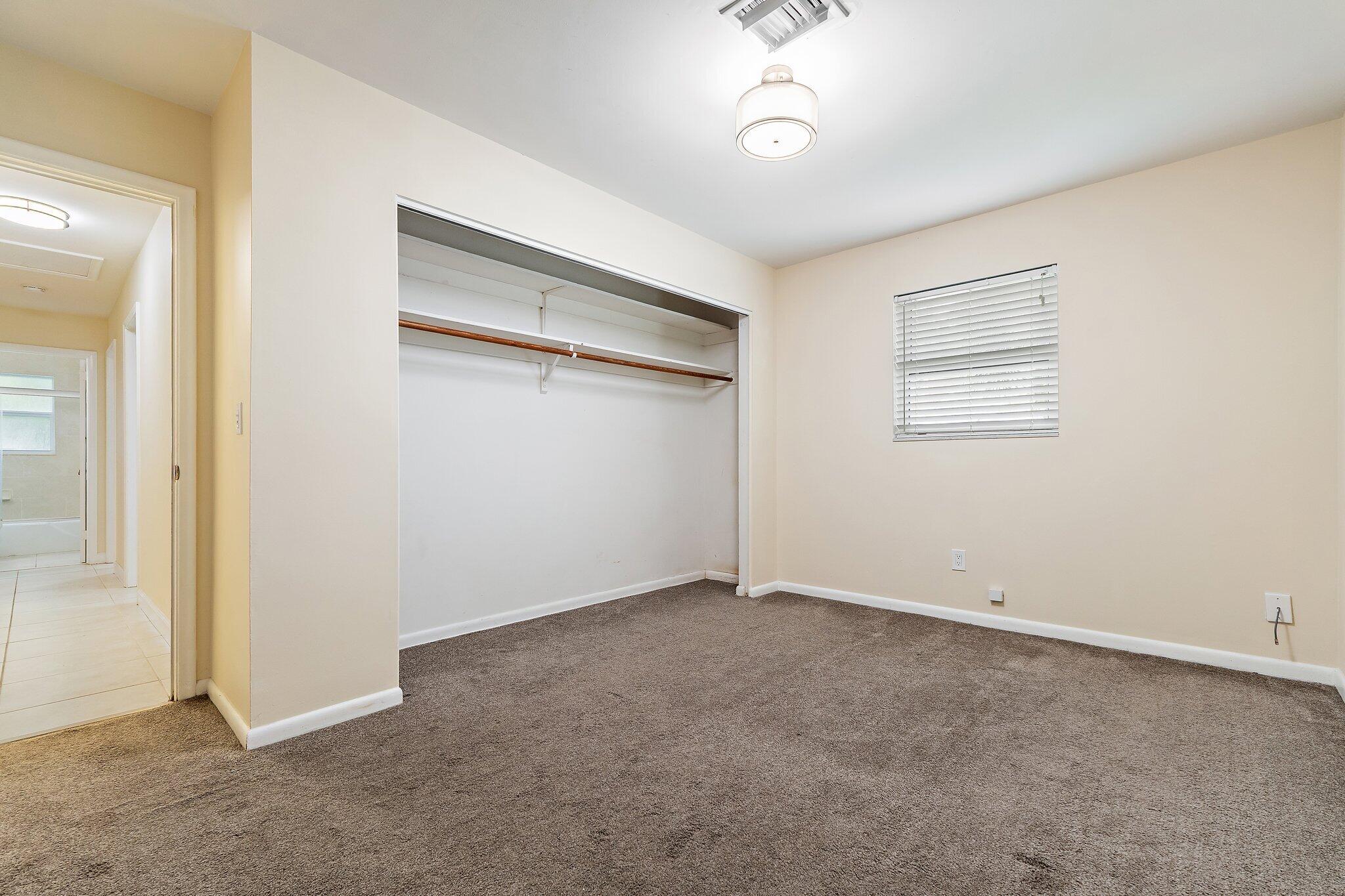 678 Riverside, Palm Beach Gardens FL 33410