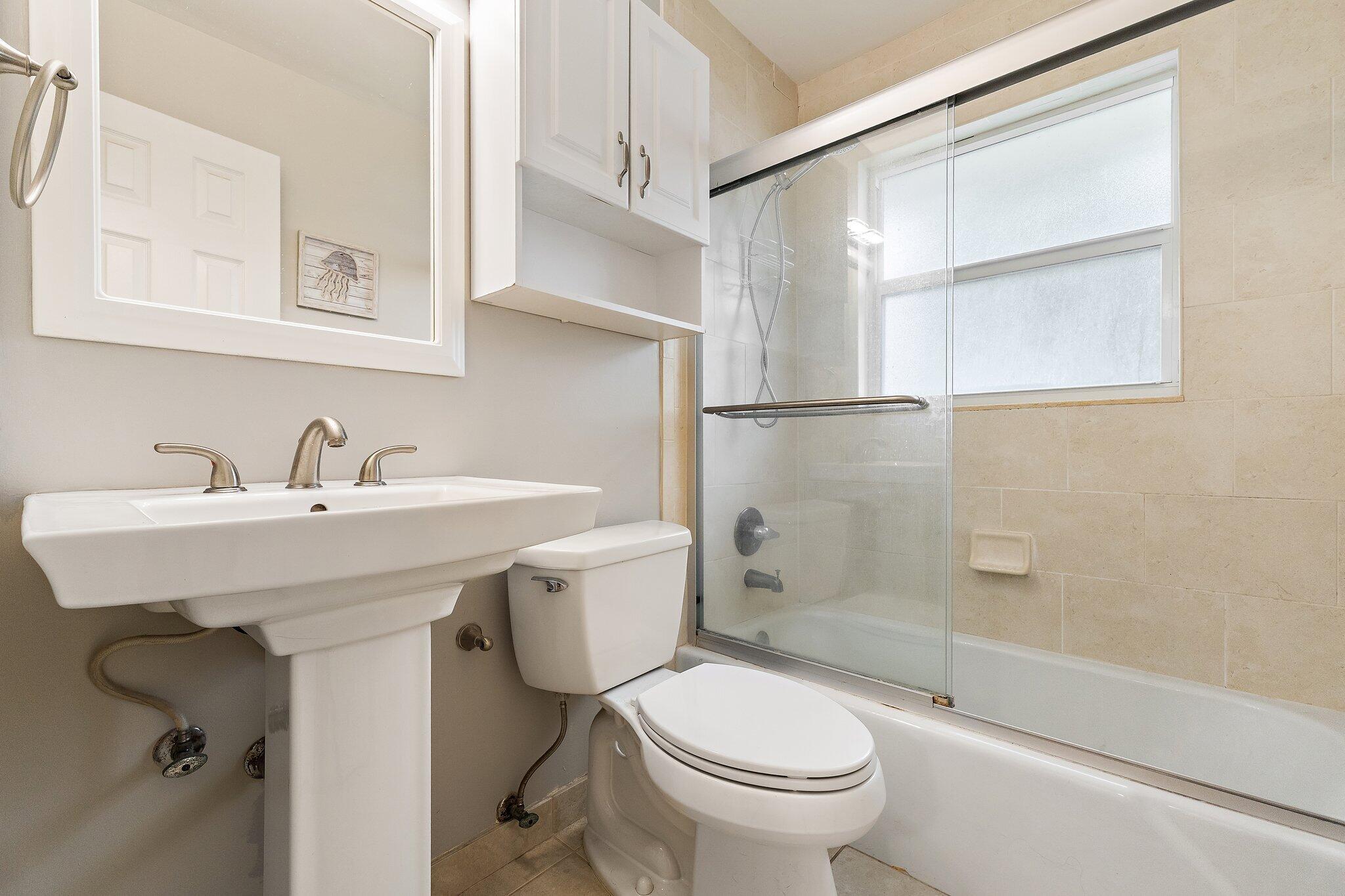 678 Riverside, Palm Beach Gardens FL 33410
