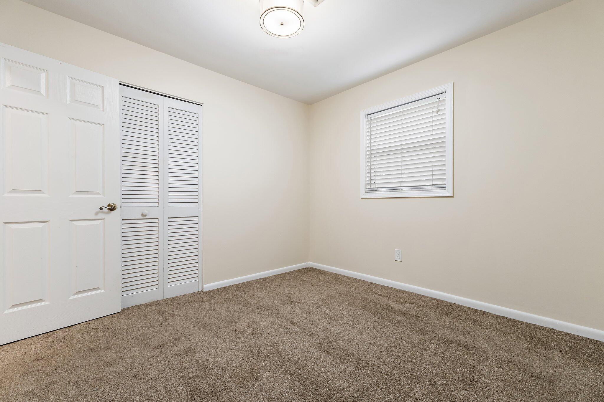 678 Riverside, Palm Beach Gardens FL 33410