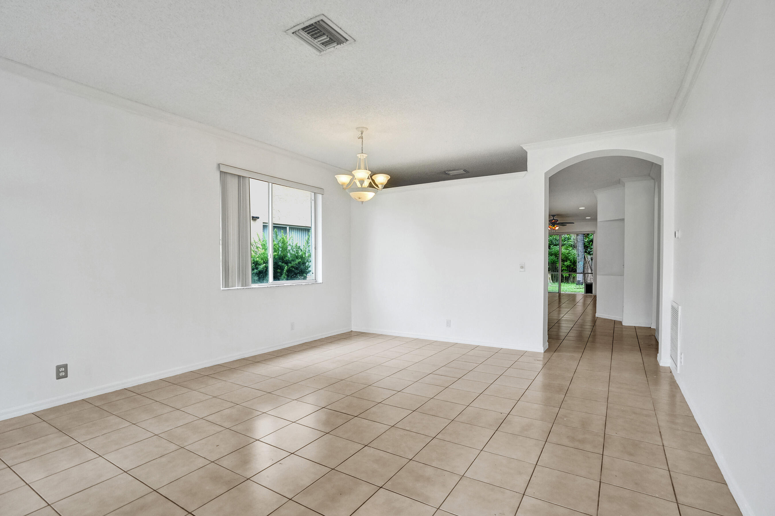 3717 Pebblebrook, Coconut Creek FL 33073