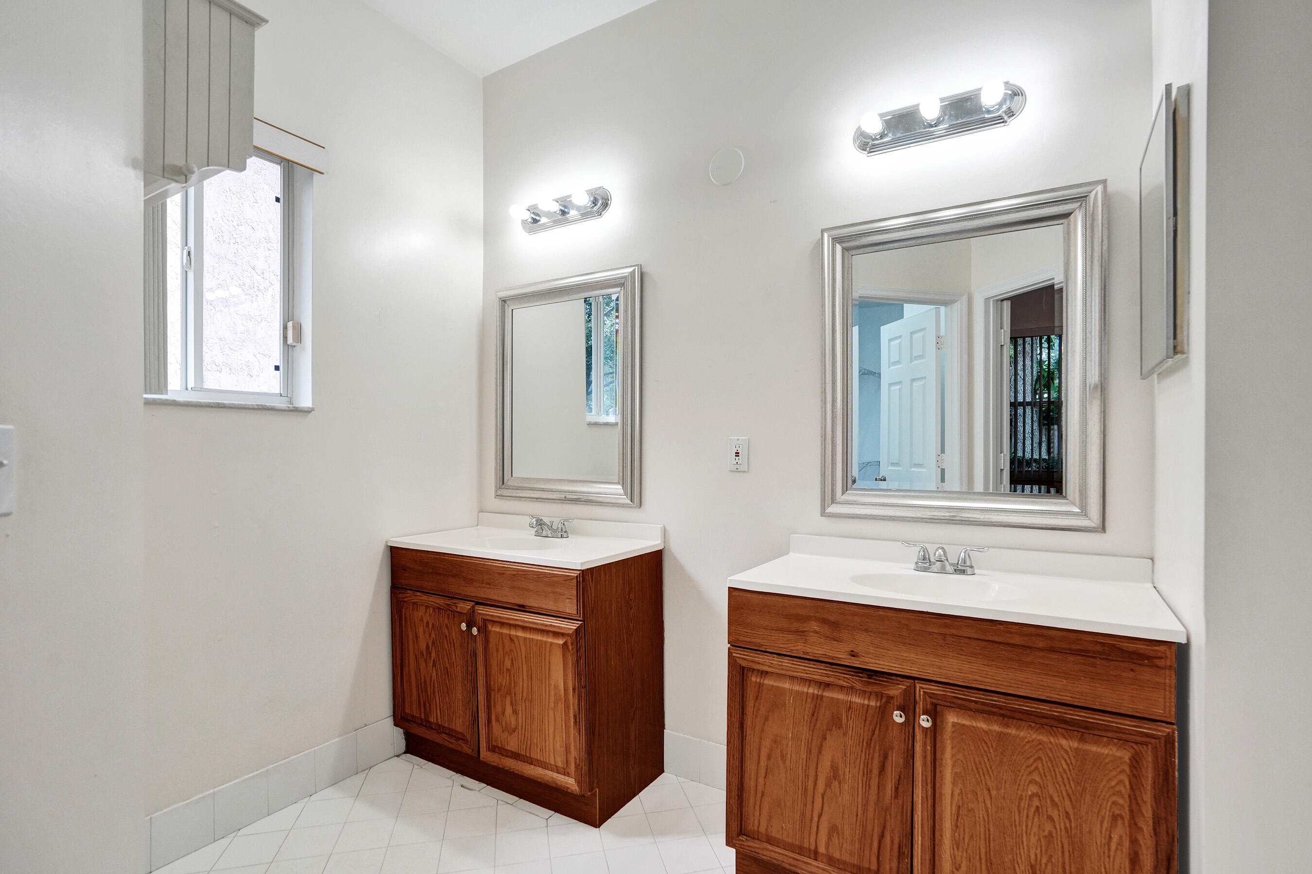 3717 Pebblebrook, Coconut Creek FL 33073