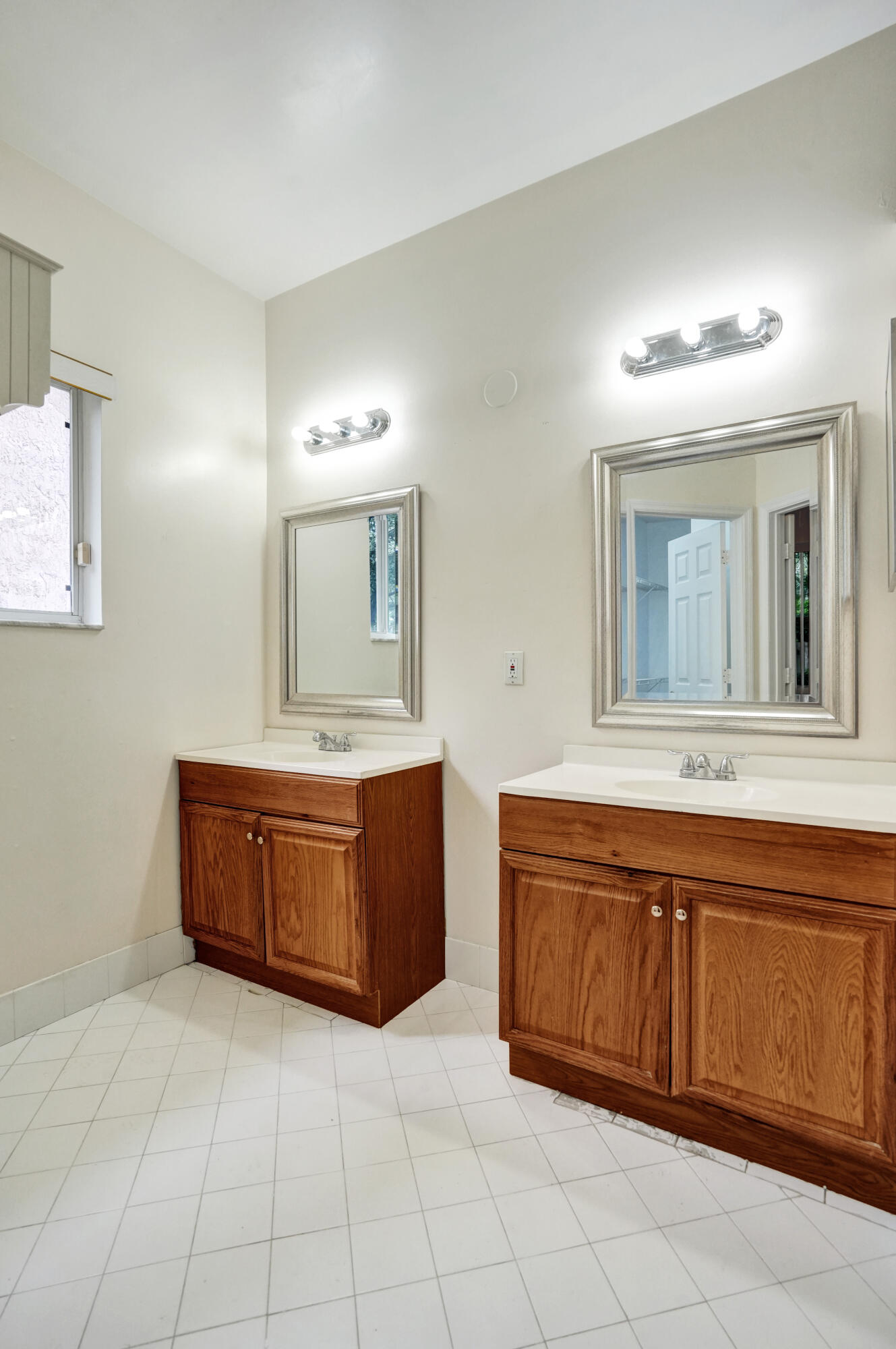 3717 Pebblebrook, Coconut Creek FL 33073