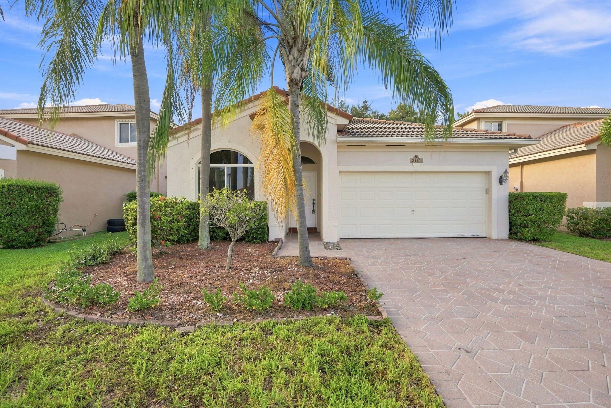 3717 Pebblebrook, Coconut Creek FL 33073