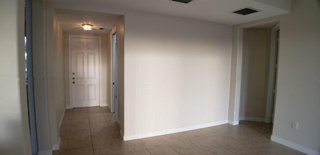 8207 NW 128th #18-b, Parkland FL 33076