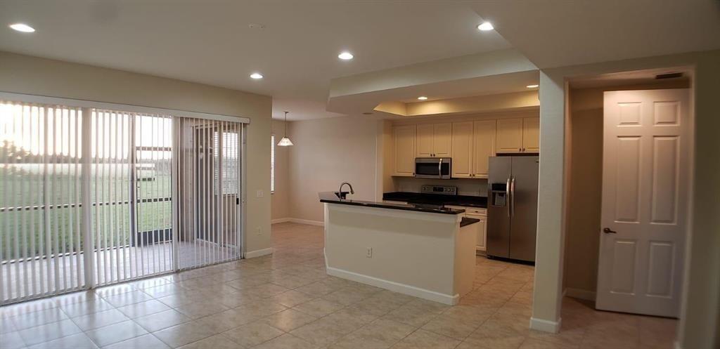 8207 NW 128th #18-b, Parkland FL 33076