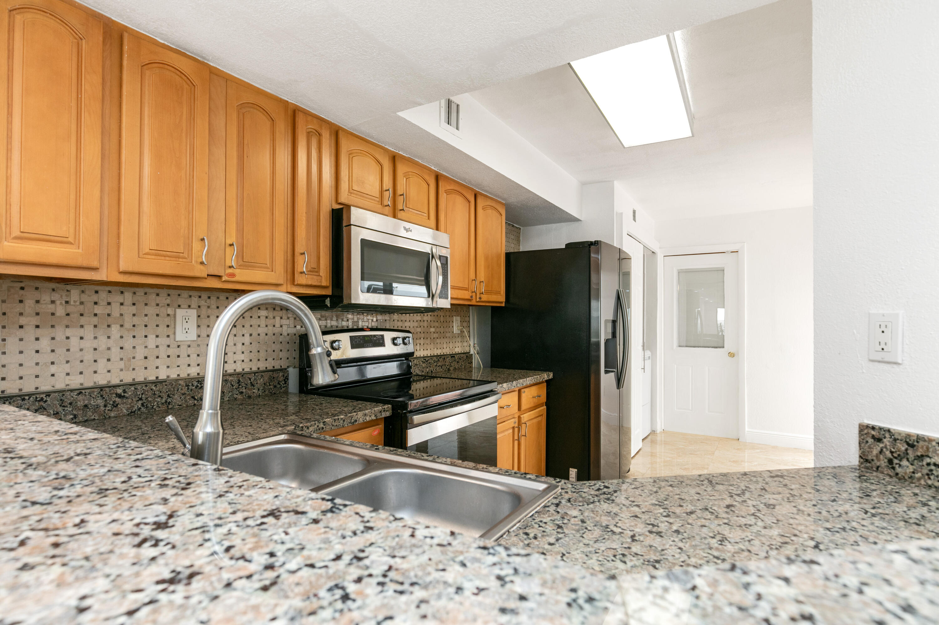 3530 Magellan #613, Aventura FL 33180
