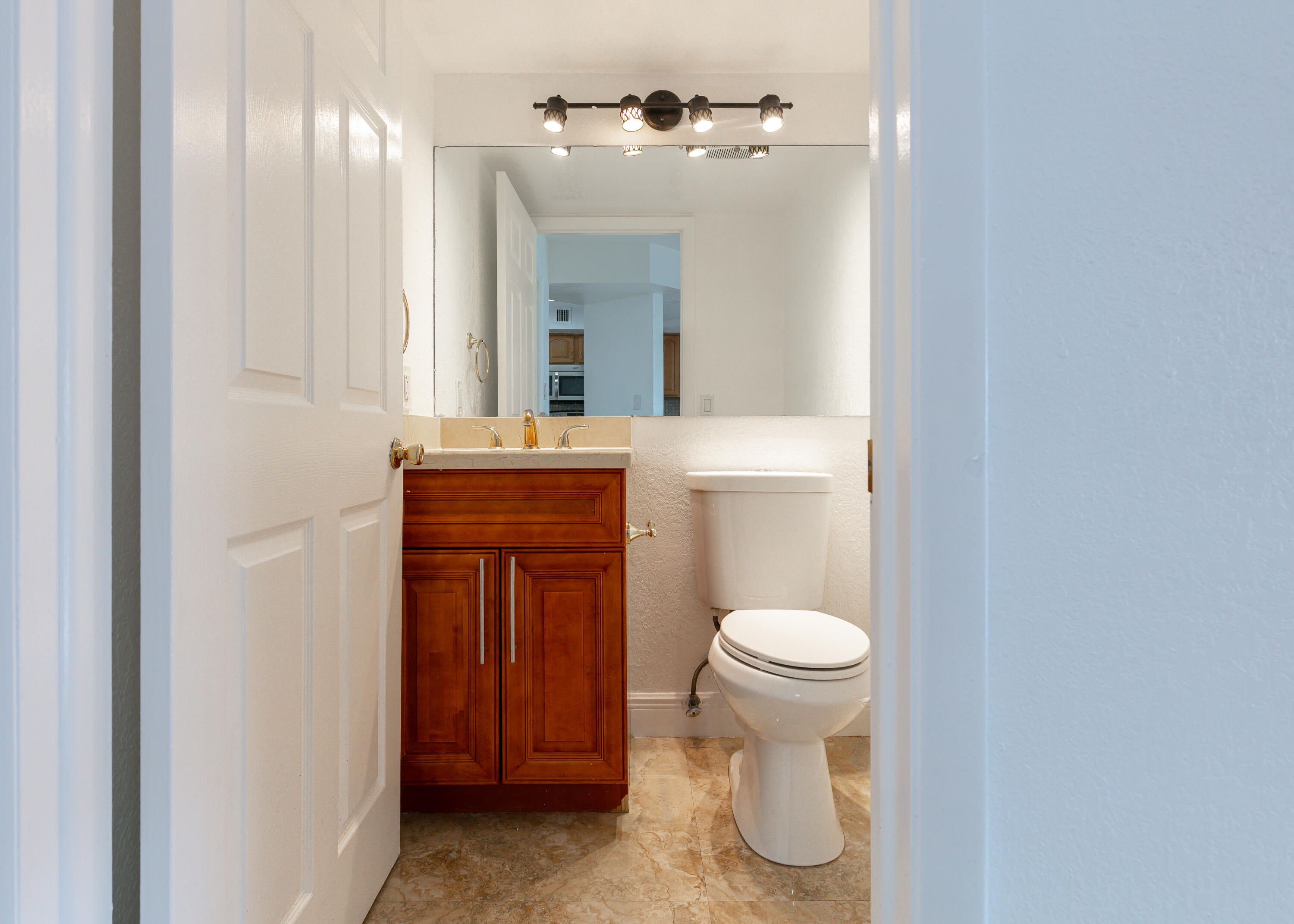 3530 Magellan #613, Aventura FL 33180