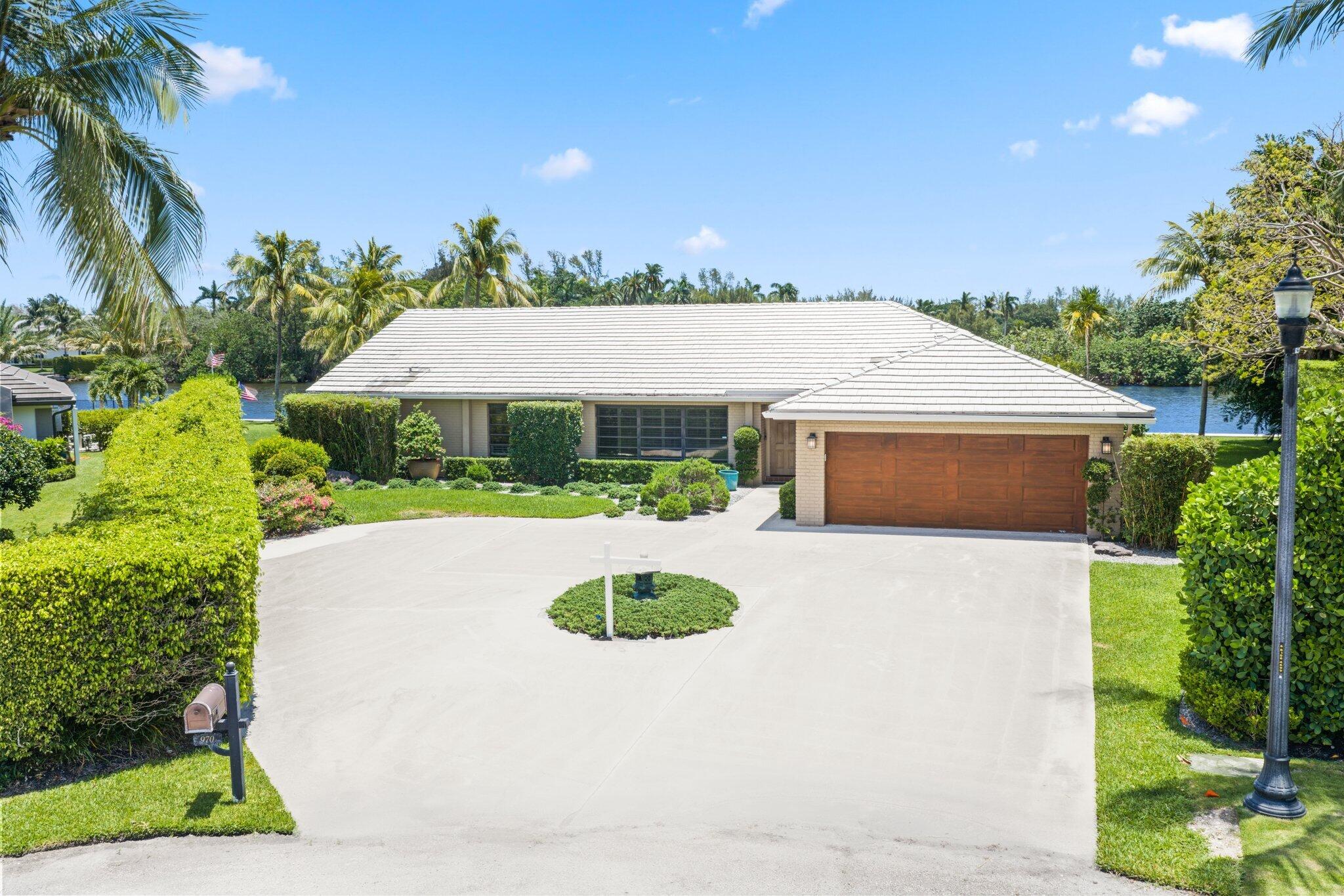 970 Orchid, Gulf Stream FL 33483