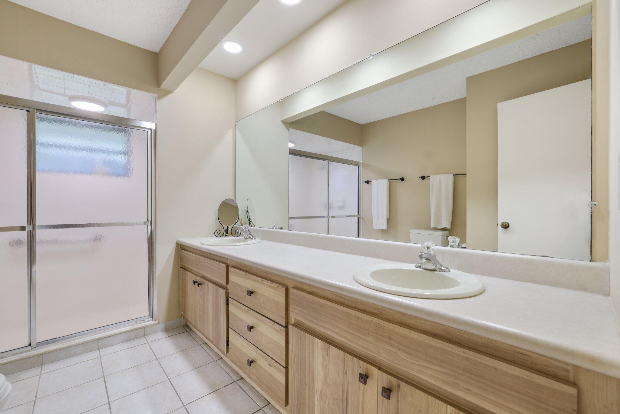 970 Orchid, Gulf Stream FL 33483