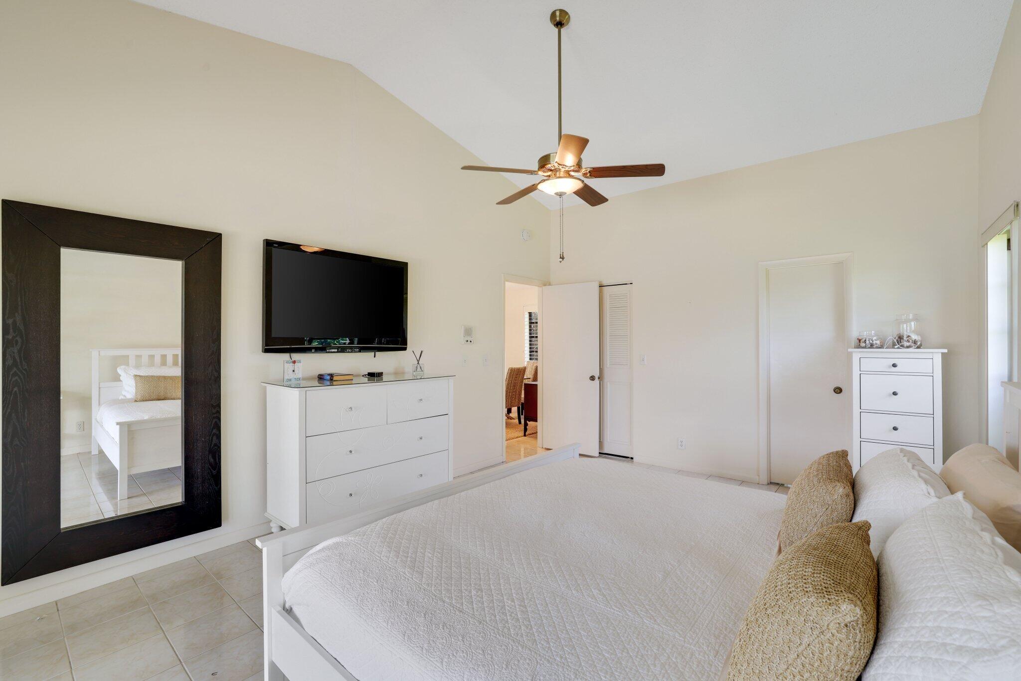 970 Orchid, Gulf Stream FL 33483