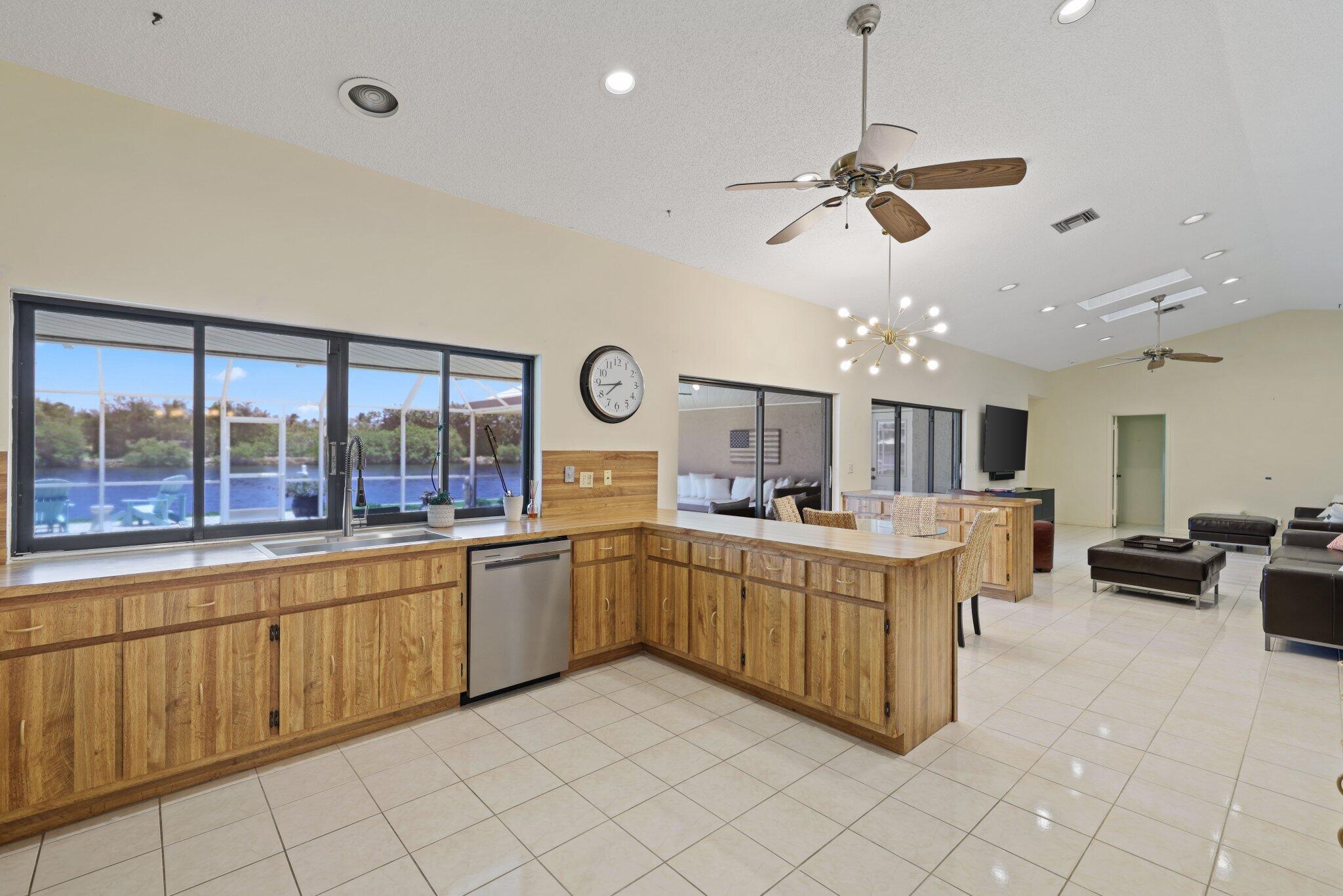 970 Orchid, Gulf Stream FL 33483