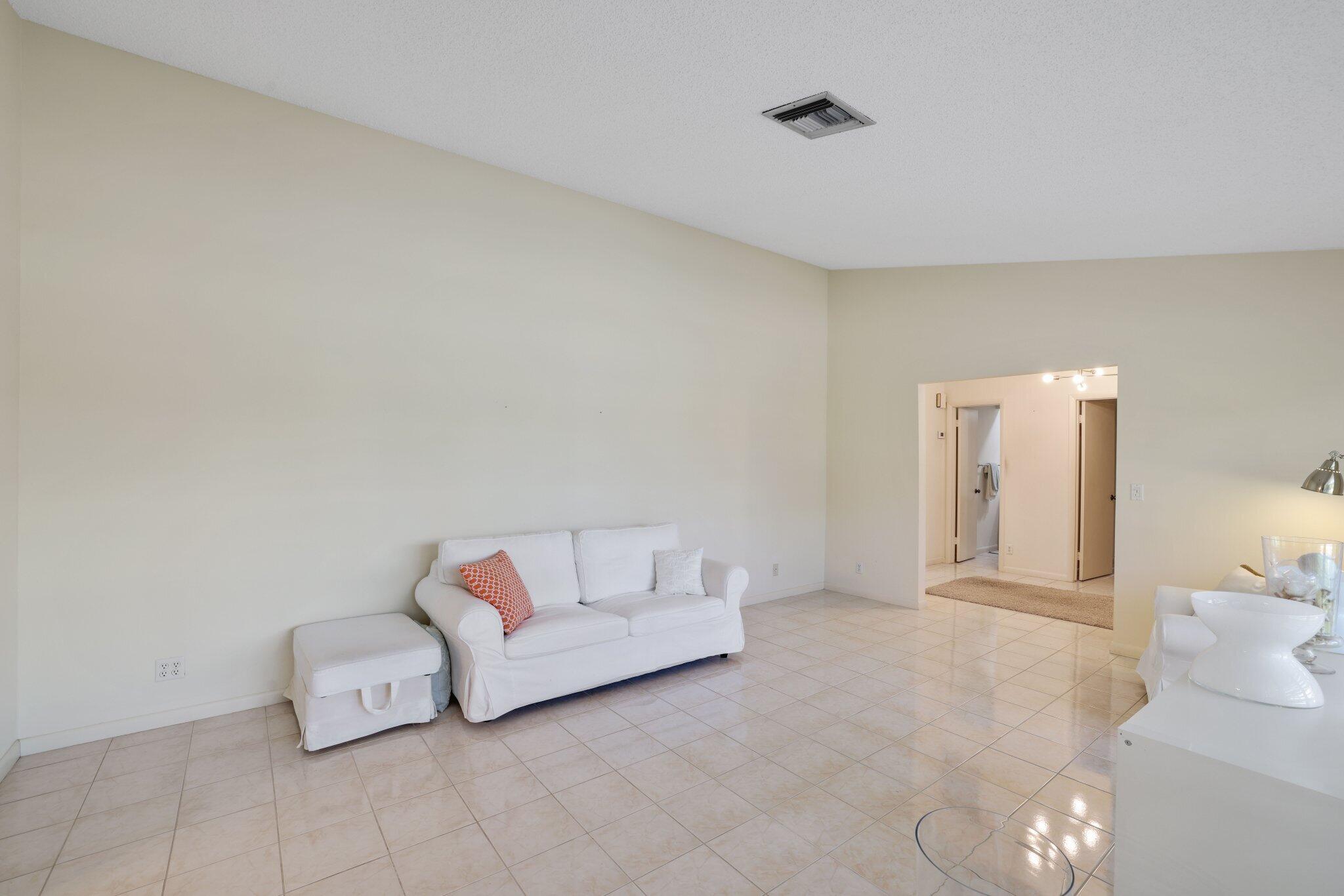 970 Orchid, Gulf Stream FL 33483