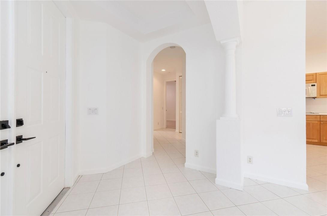 2692 Center Ct #2-32, Weston FL 33332