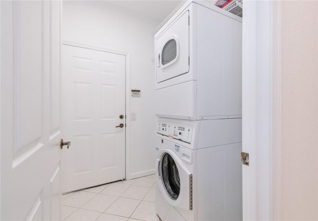 2692 Center Ct #2-32, Weston FL 33332