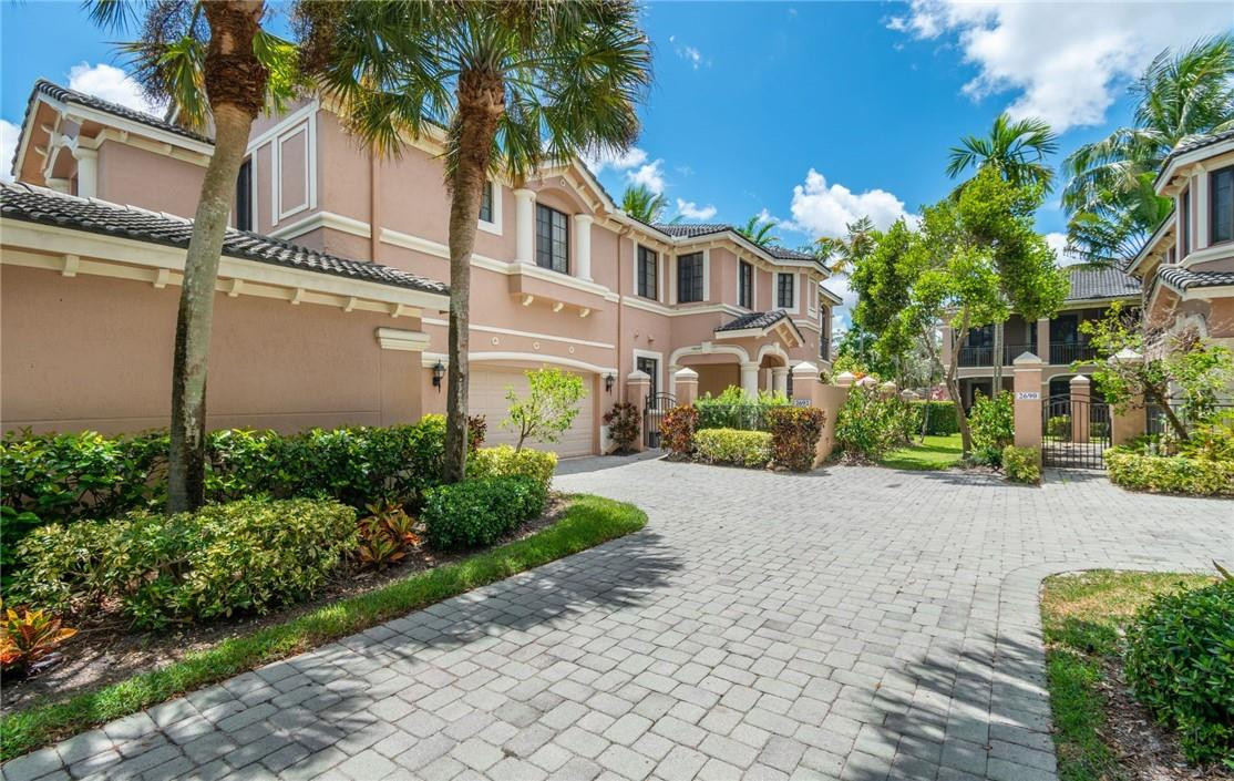 2692 Center Ct #2-32, Weston FL 33332