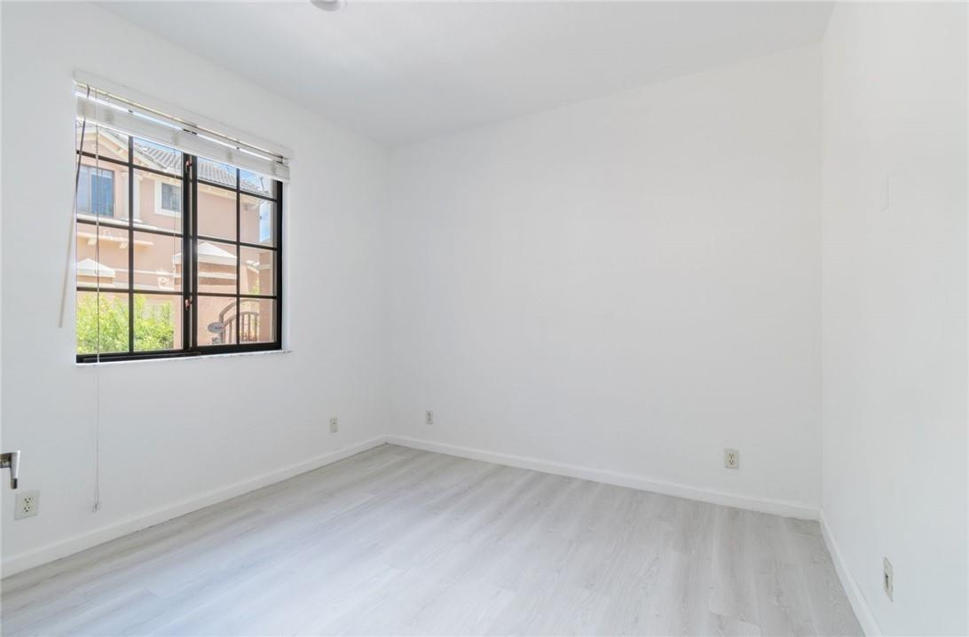 2692 Center Ct #2-32, Weston FL 33332
