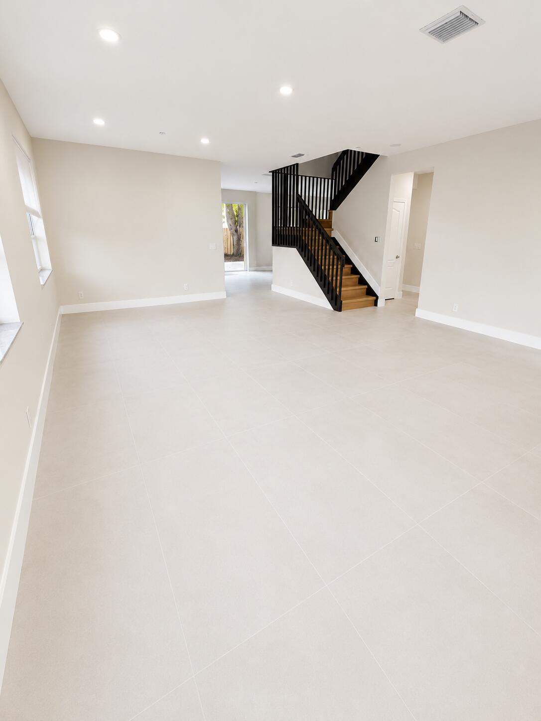 6170 NW 77th, Parkland FL 33067