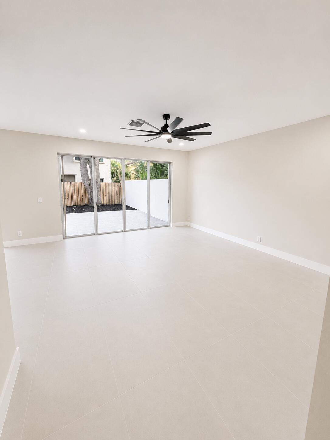 6170 NW 77th, Parkland FL 33067