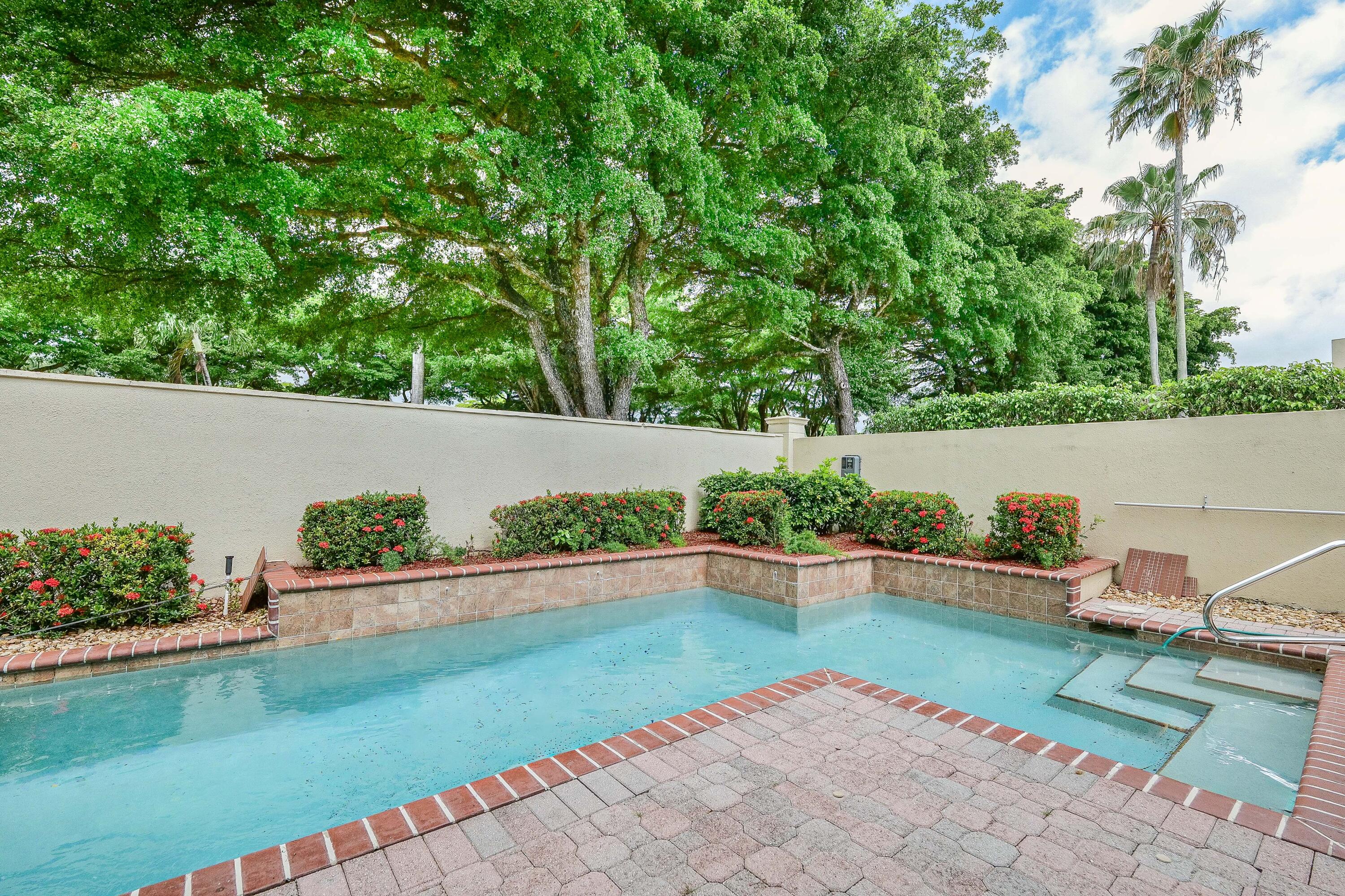 23264 N Mirabella Cir, Boca Raton FL 33433