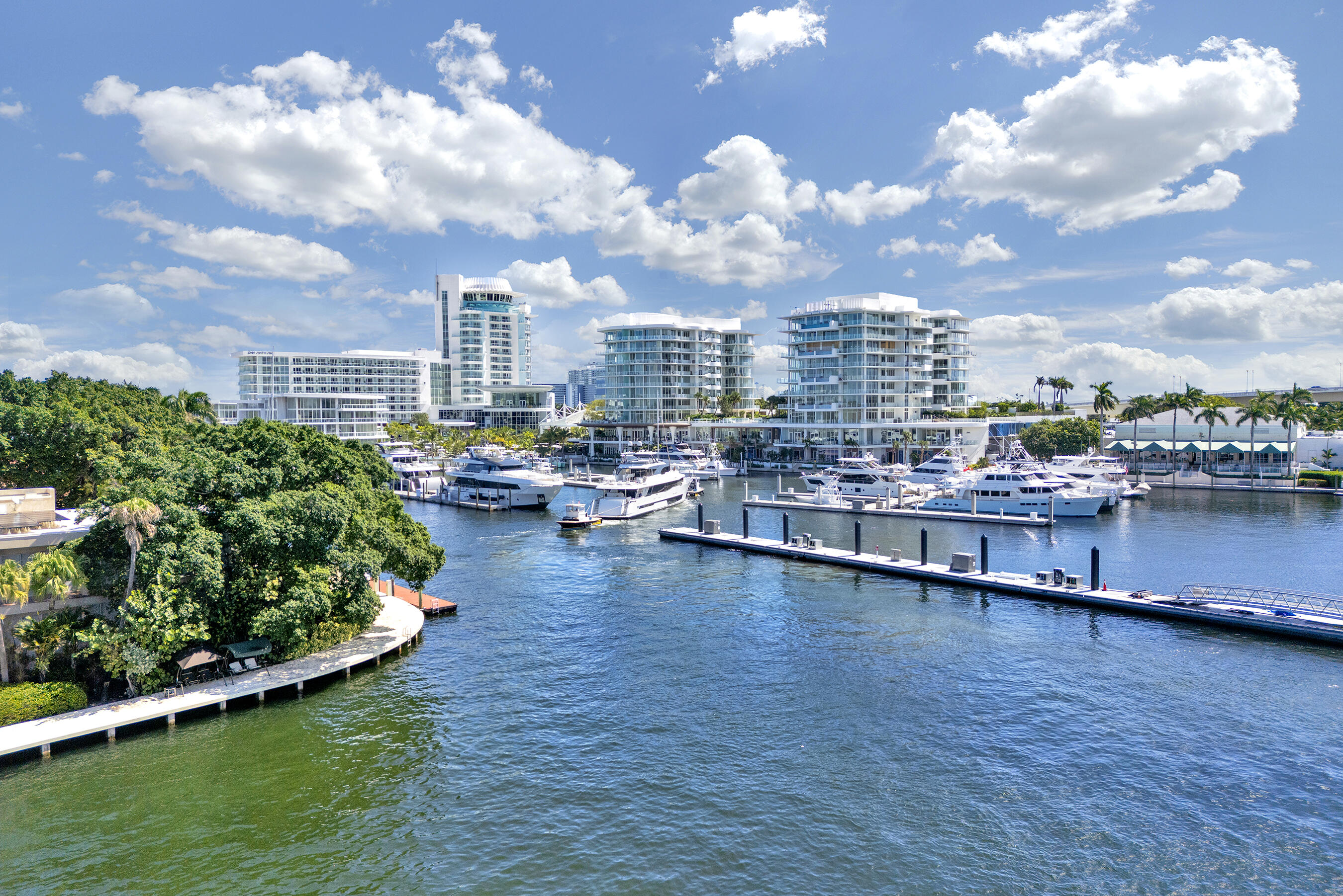 2321 SE 17th #401, Fort Lauderdale FL 33316