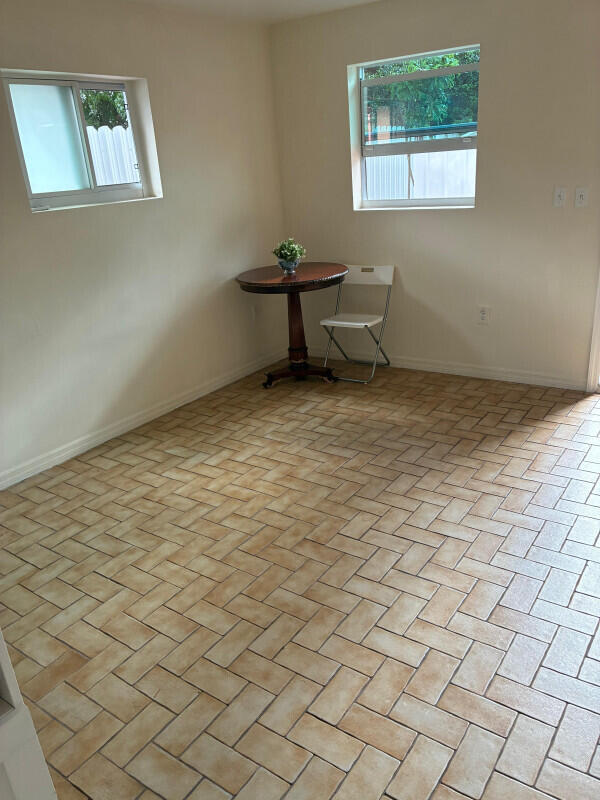 2828 SW 2nd, Miami FL 33135